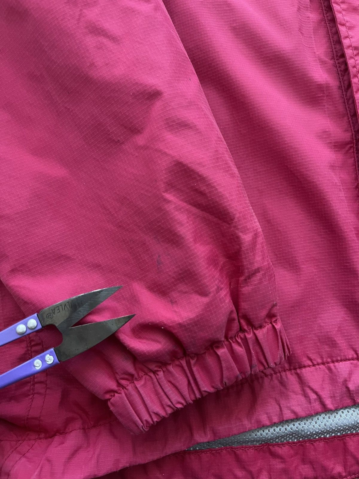 Berghaus Berghaus Aquafoil Waterproof Jacket – Size 8 (Women’s) Size S / US 4 / IT 40 - 4 Thumbnail