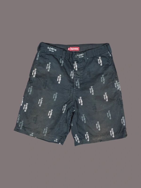 Supreme Men's Black Cotton Classic Logo Chino Shorts Size 30