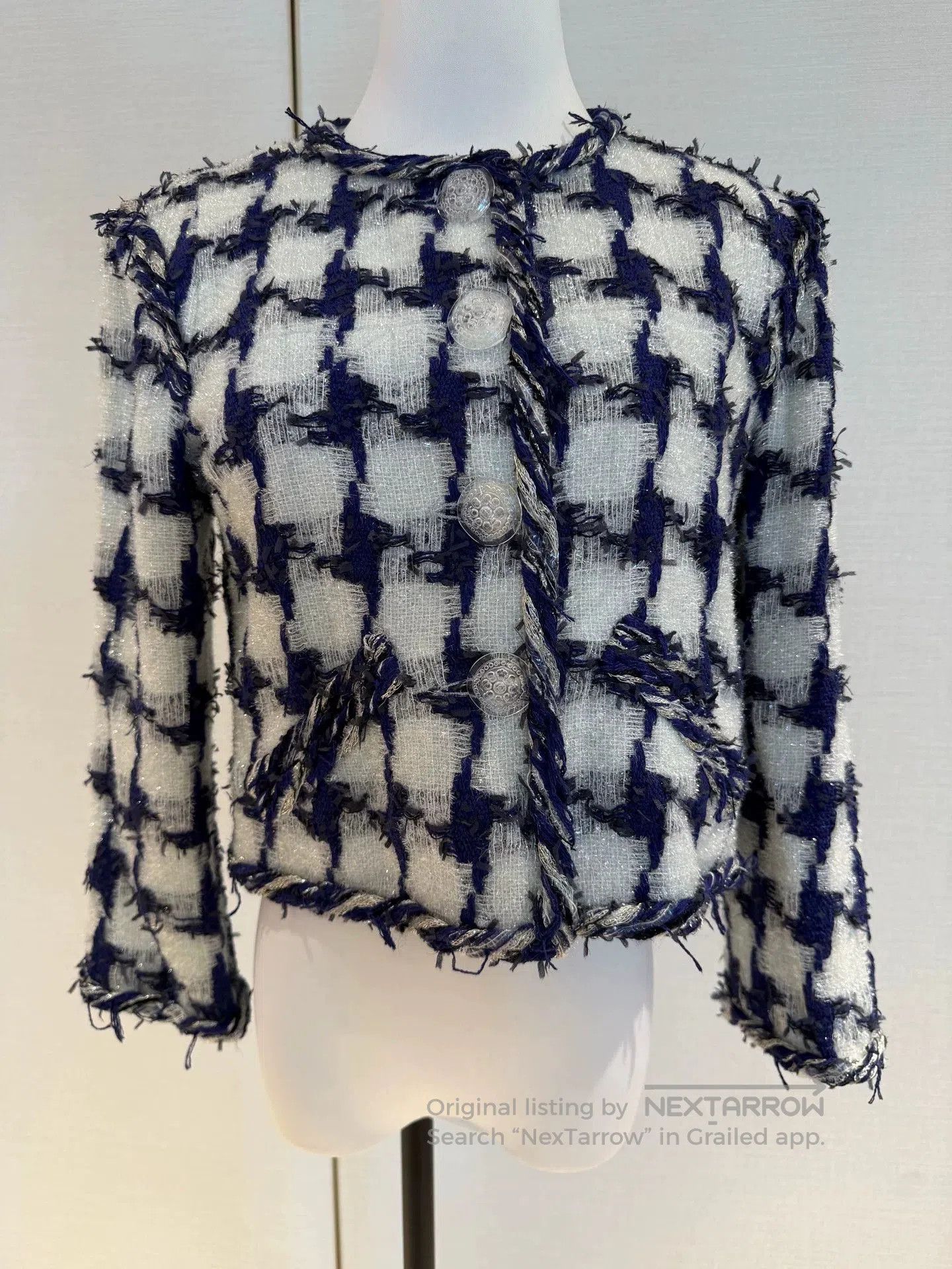 Chanel Chanel Blue White Tweed Jacket. Size US S / EU 44-46 / 1 - 1 Thumbnail