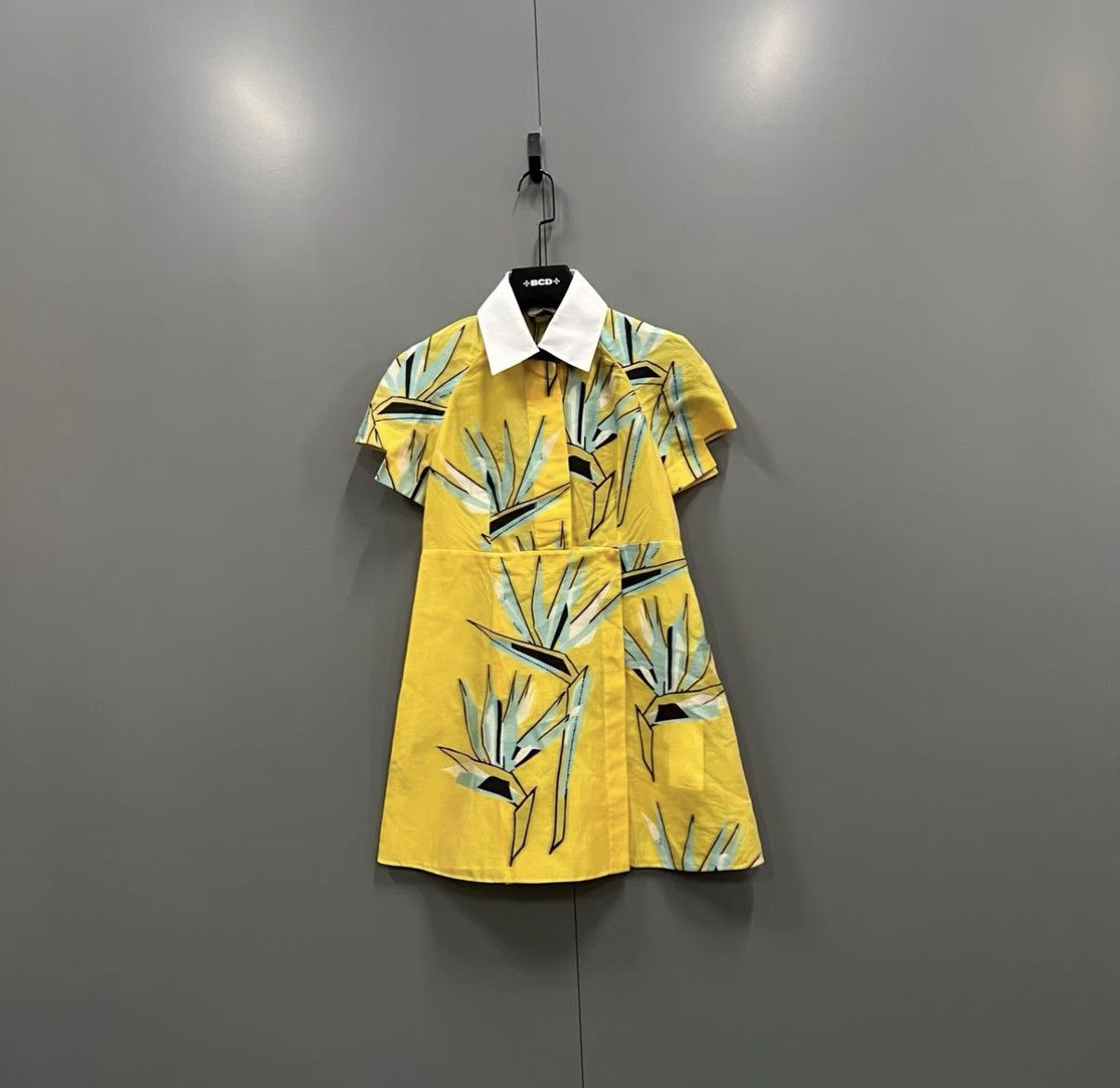 Fendi Fendi Floral Printed Dress J41 Size XS / US 0-2 / IT 36-38 - 1 Thumbnail