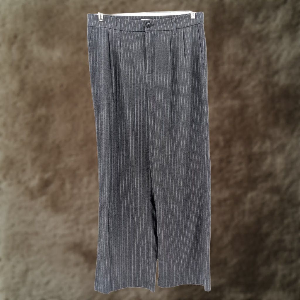 Vintage Item Specifications: Brand: Nike Size 36" / US 14 / IT 50 - 1 Thumbnail