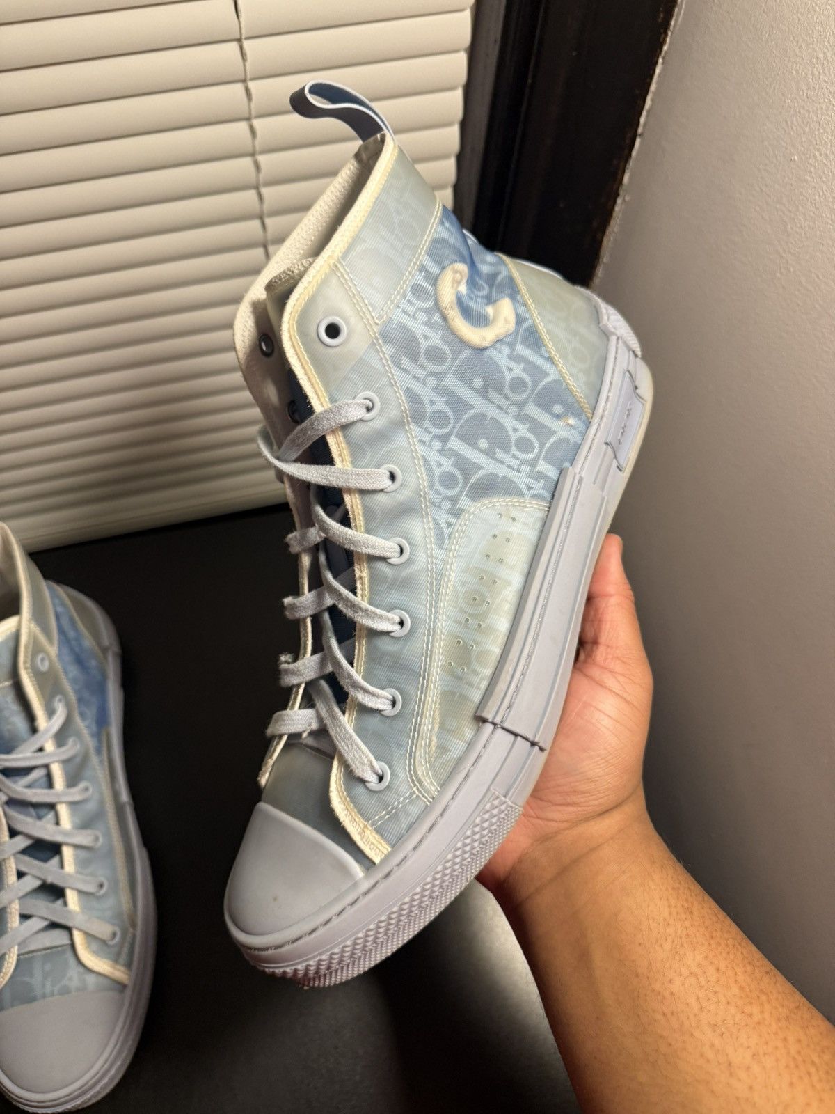 Dior Dior B23 High Top Daniel Arsham Light Blue US 11 / 44 EU Size US 11 / EU 44 - 4 Thumbnail