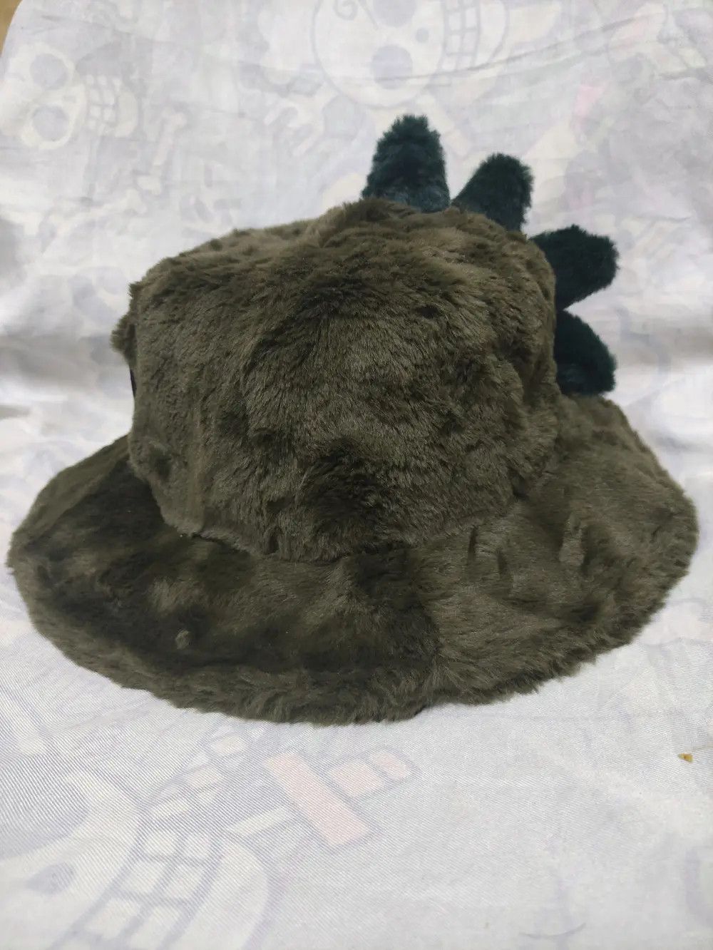 Universal Studios × Vintage JURASSIC WORLD VINTAGE BUCKET HAT FLUFFY AUTUMN/WINTER Size ONE SIZE - 4 Thumbnail