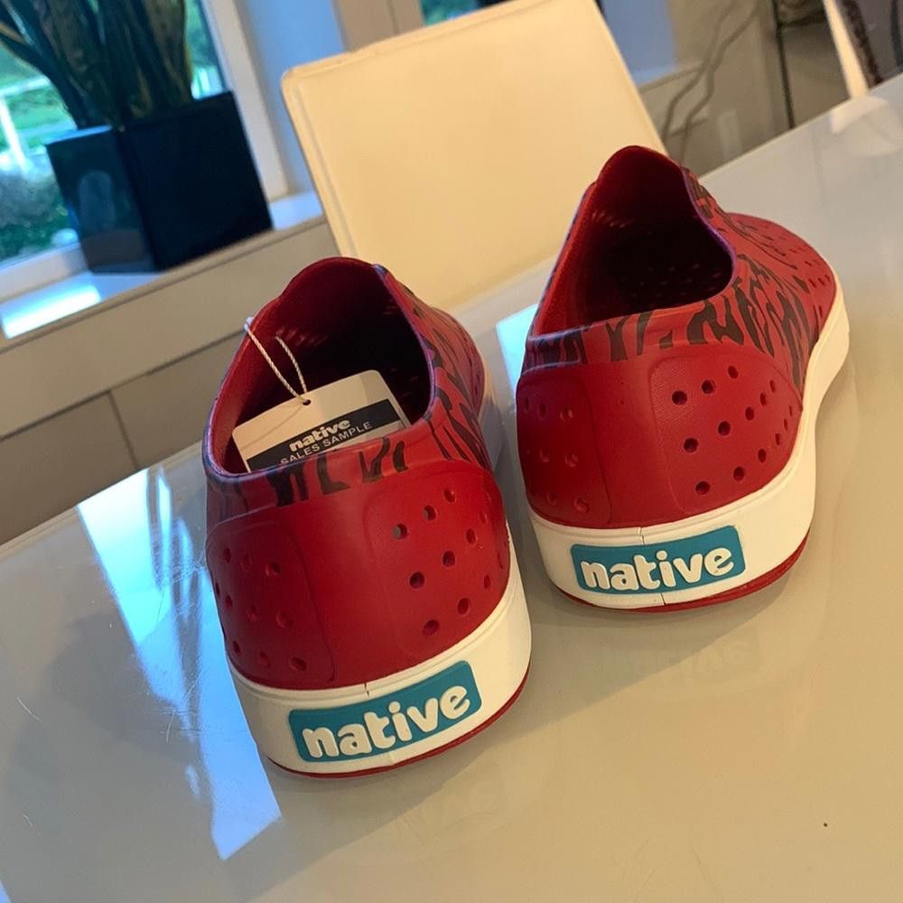 Native Native shoes - unisex M9/W11 Size US 9 / EU 42 - 3 Thumbnail
