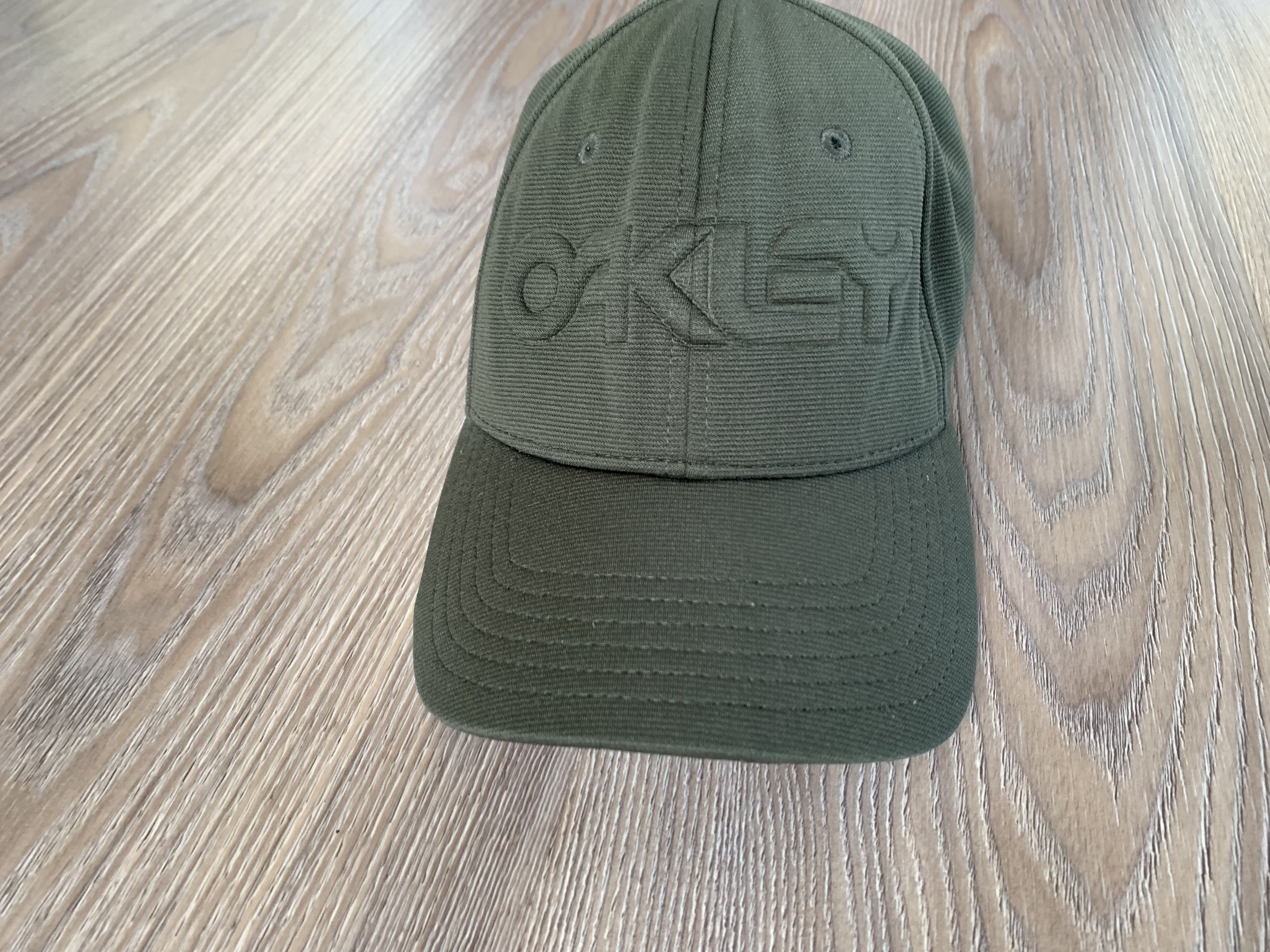 Oakley Oakley 6 Panel Stretch Embossed Hat Size ONE SIZE - 4 Thumbnail