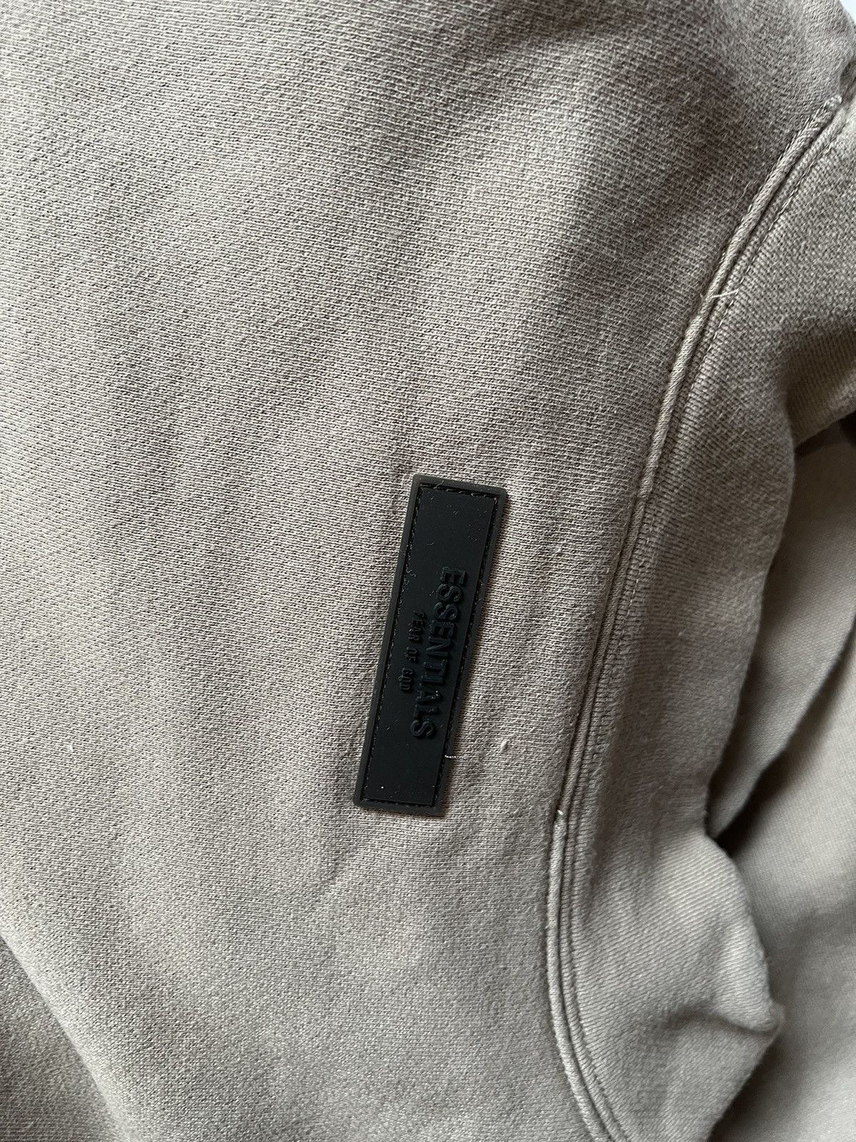 Fear of God Fear of God Essentials Beige Sweatshirt Brown Size US L / EU 52-54 / 3 - 5 Thumbnail