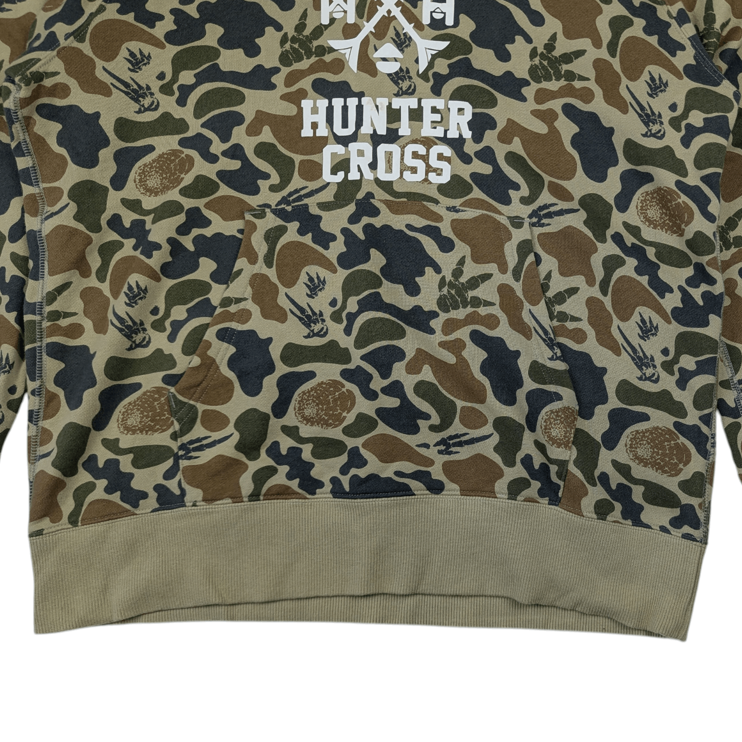 Japanese Brand UNIQLO x Monster Hunter Cross Anime Manga Bape Camo Hoodie Size US L / EU 52-54 / 3 - 8 Thumbnail