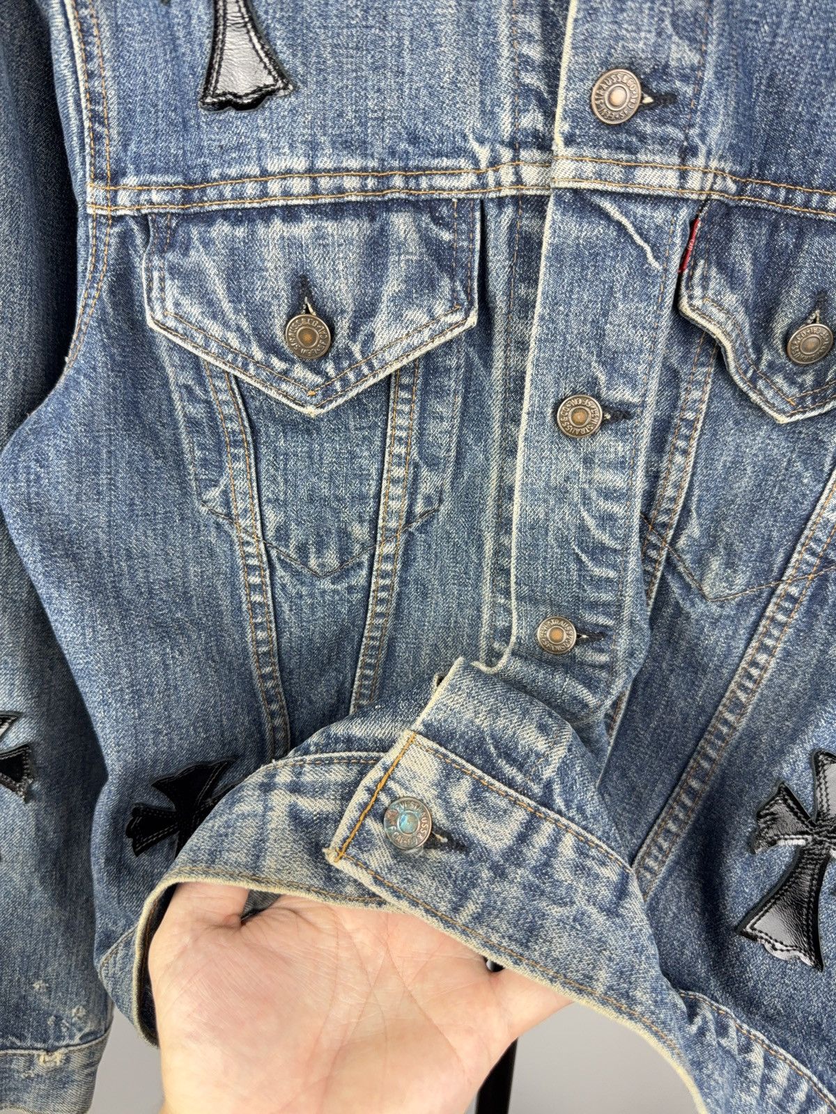 Levi's Vintage Clothing Vintage 90s Levi’s Chrome Hearts❗️Style Cross Denim Jacket Size US XS / EU 42 / 0 - 11 Thumbnail
