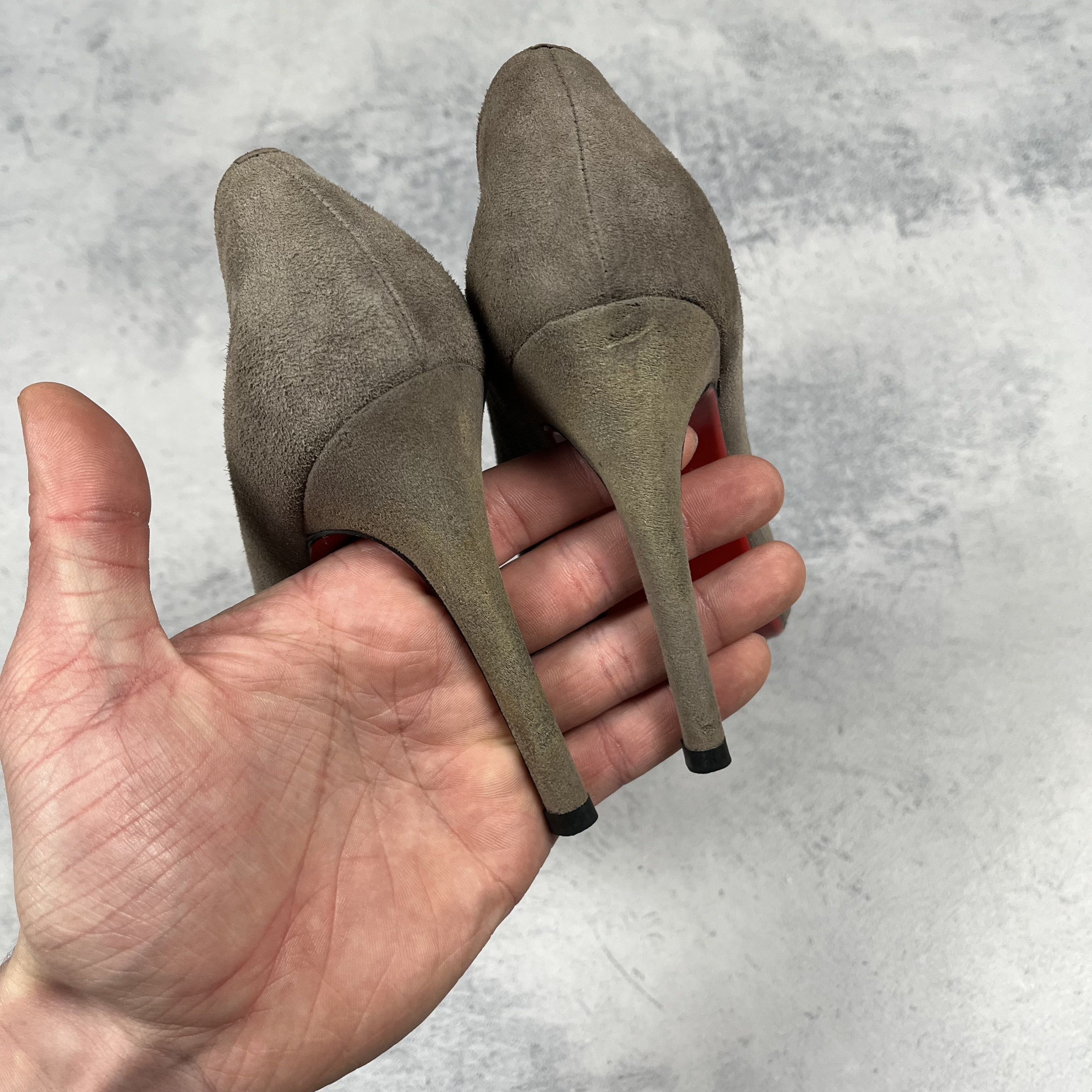 Christian Louboutin Christian Louboutin Suede Heels Size US 6.5 / IT 36.5 - 12 Thumbnail