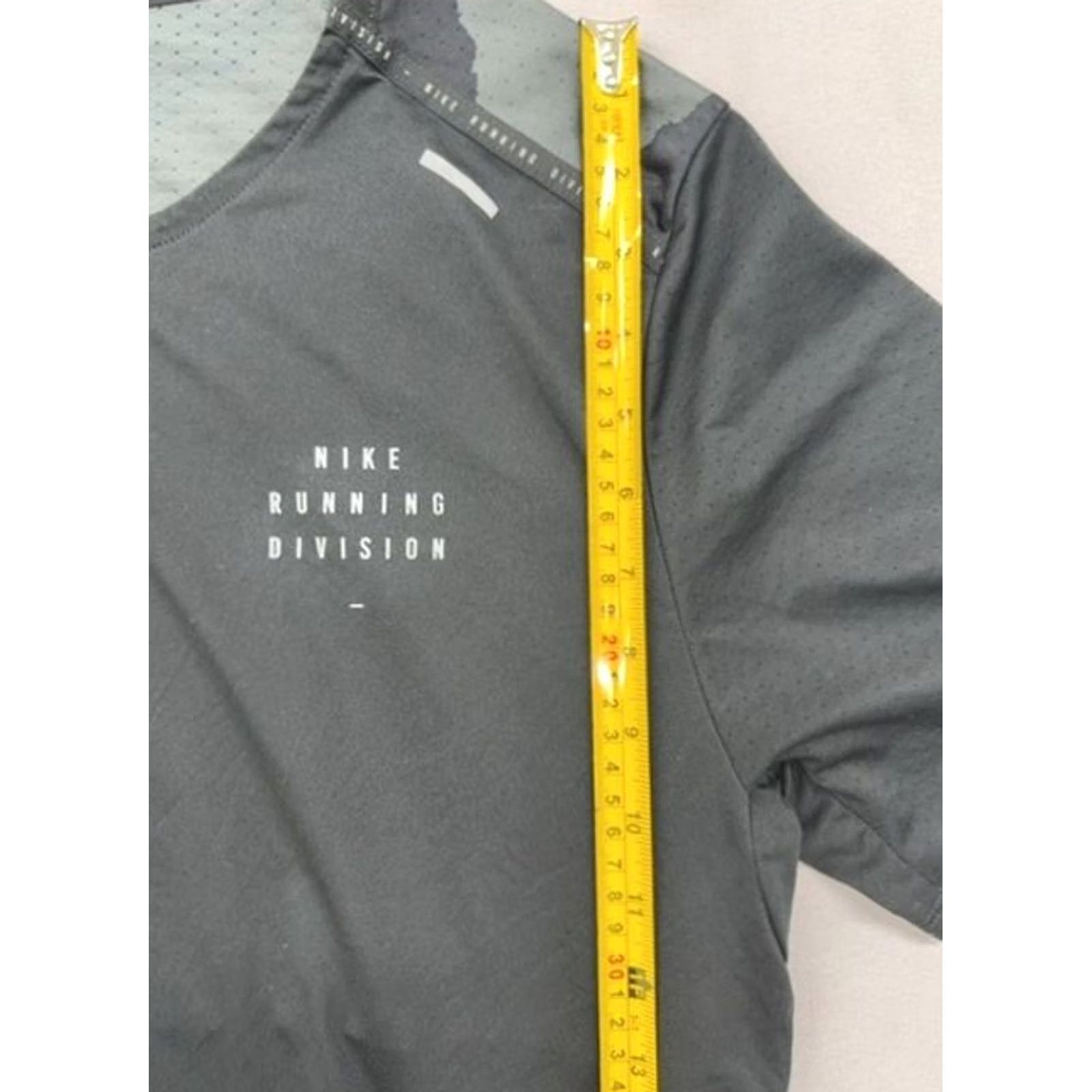 Nike Nike Men’s L Black Camouflage Dri-Fit Short Sleeve Running Shirt Size US L / EU 52-54 / 3 - 7 Thumbnail