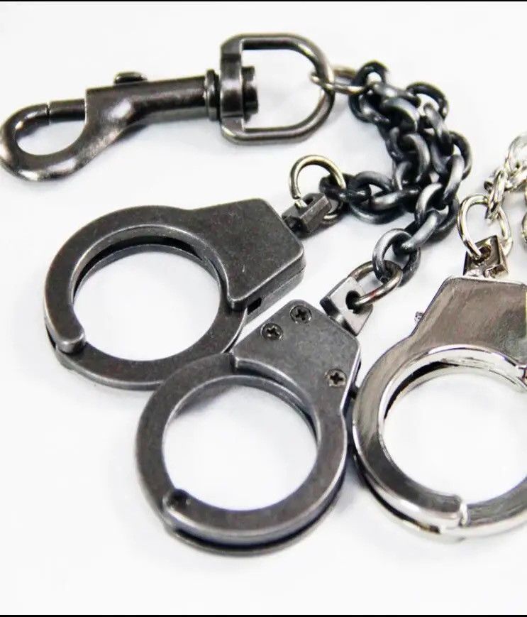 Vintage Handcuffs trousers keychain Size ONE SIZE - 3 Thumbnail