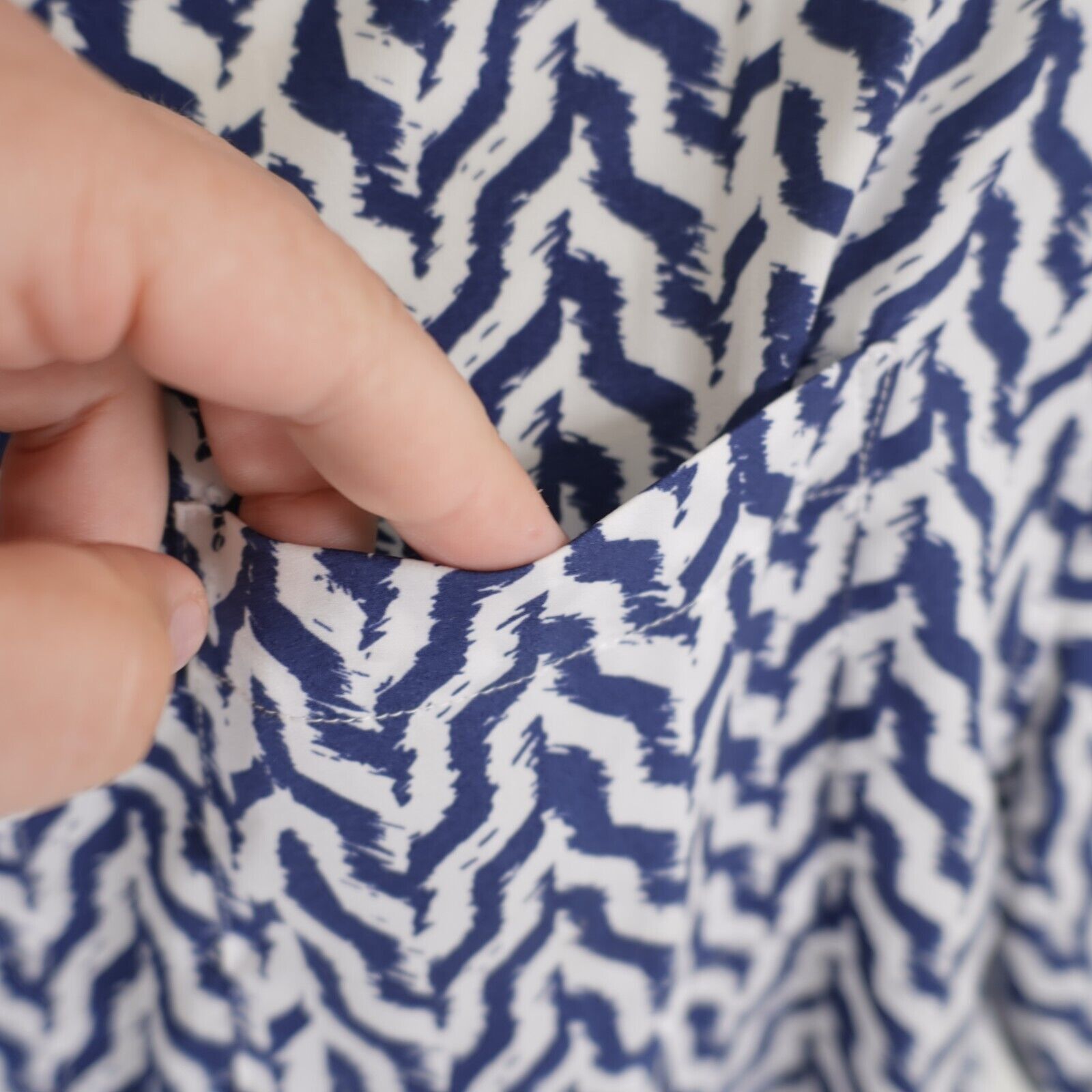 Designer Triton Blue White Zebra Striped Large Stretchy Polyester Dre Size US L / EU 52-54 / 3 - 3 Thumbnail