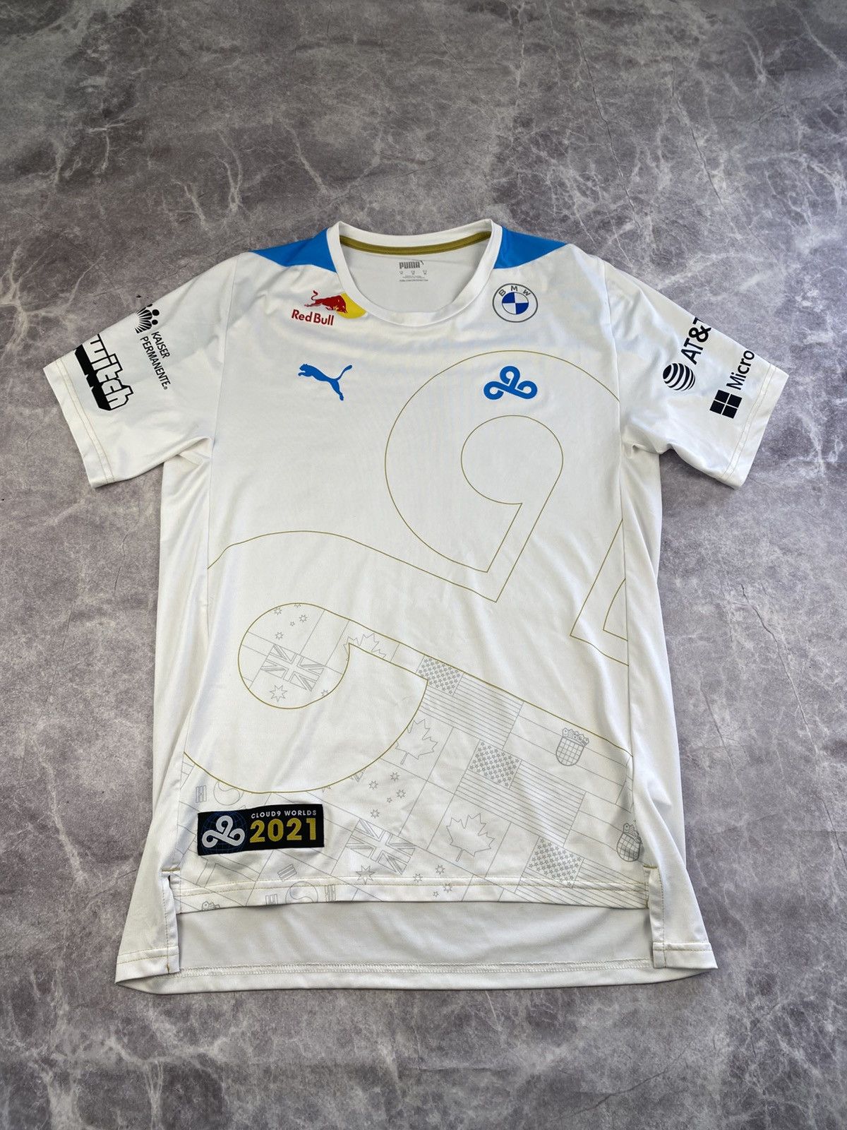 Puma RED BULL PUMA X Cloud9 WORLDS 2021 Jersey RARE men size: M Size US M / EU 48-50 / 2 - 1 Thumbnail