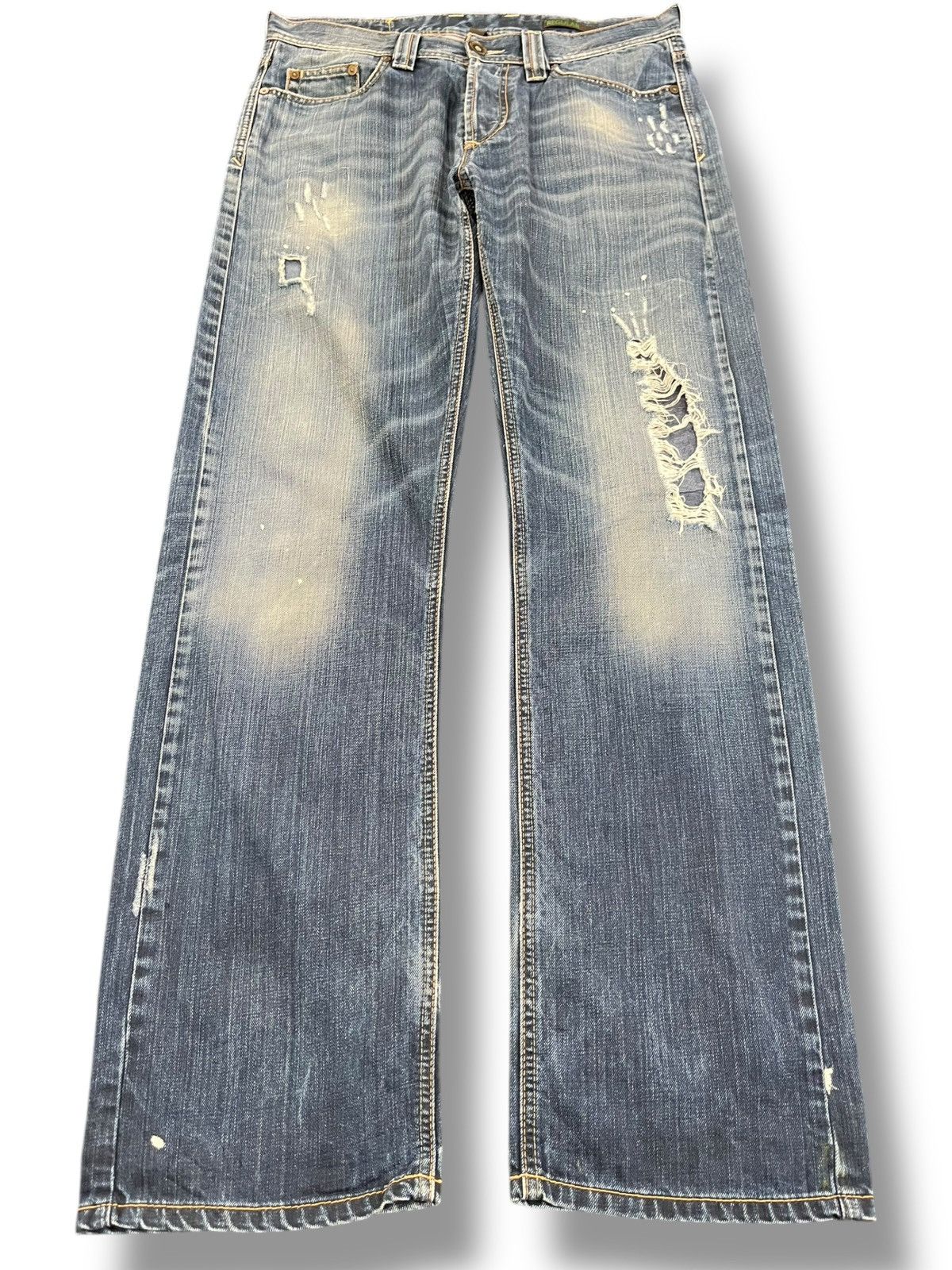 14th Addiction Vintage Benetton Regulare Ripped Grunge Distresses Denim Size US 34 / EU 50 - 1 Thumbnail