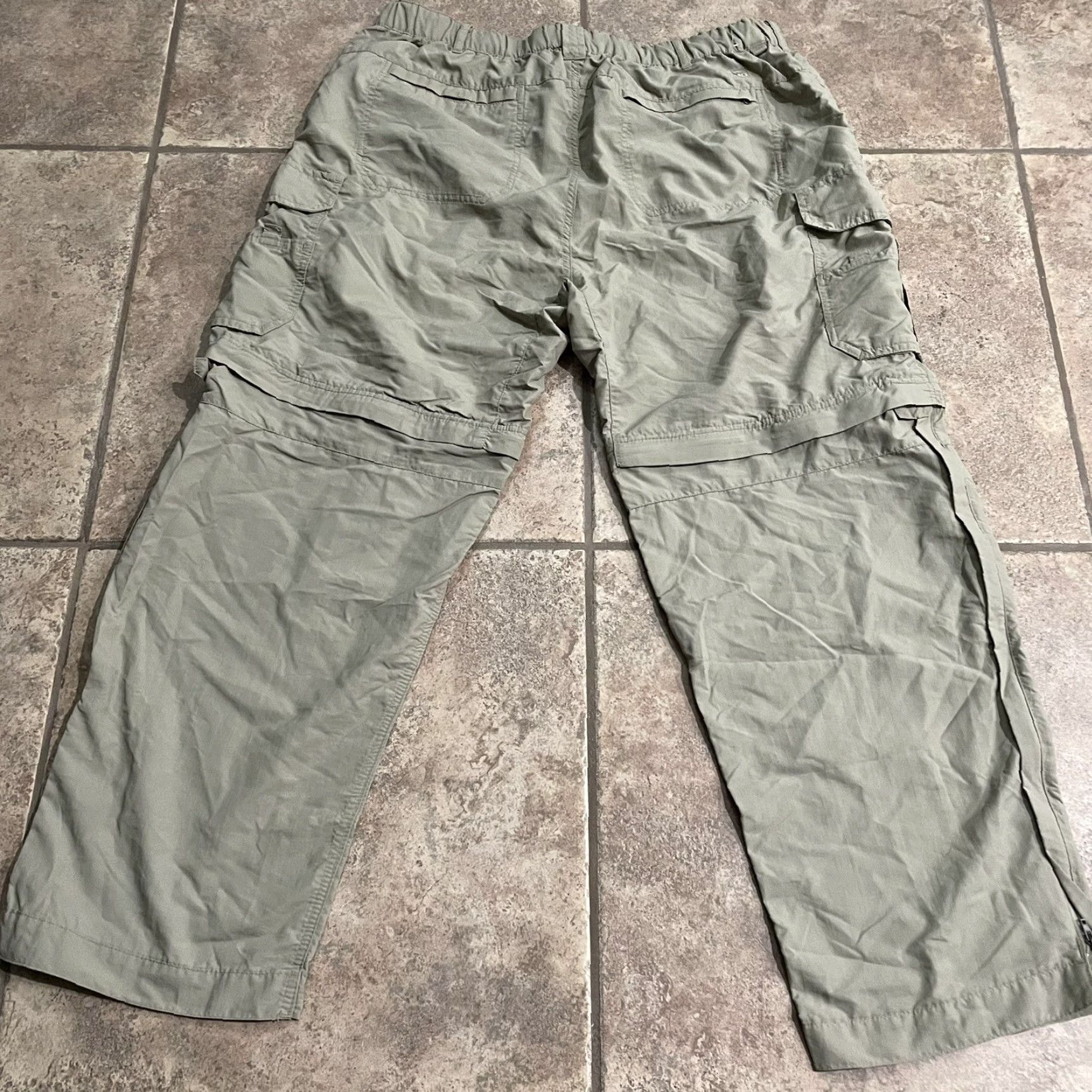 Vintage REI Cargo Pants Mens 30x30 Beige Nylon UPF 50+ Detachable Cargo Pockets Shirt Size US 30 / EU 46 - 5 Thumbnail