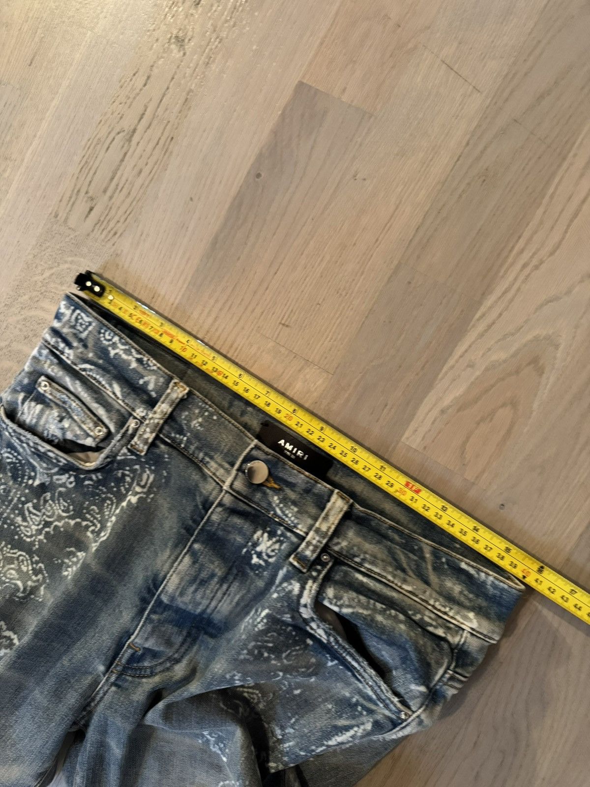 Amiri AMIRI jeans STUDY REAL TAPE MEASUREMENTS BY TAPE IN PHOTOS Size US 32 / EU 48 - 4 Thumbnail