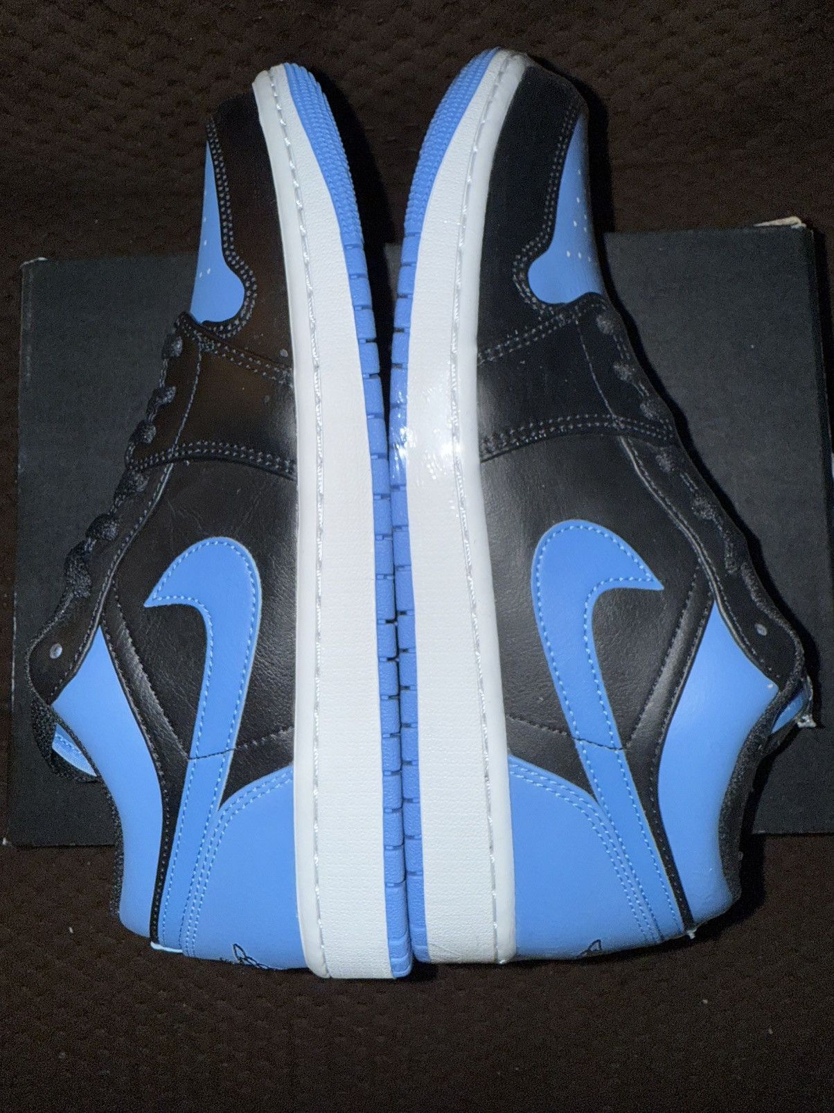 Jordan Brand Nike Air Jordan 1 “UNC Blue” black/university blue NEW w/Box Size US 9 / EU 42 - 9 Thumbnail