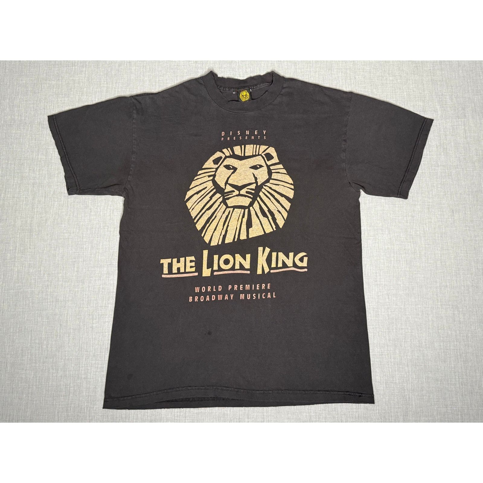 Disney × Vintage Vintage Disney Lion King Broadway Musical T-shirt Large Size US L / EU 52-54 / 3 - 1 Thumbnail
