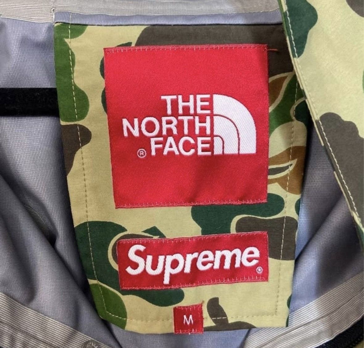 Supreme × The North Face Supreme x The North Face Duck Camo Expedition Pullover sz M Size US M / EU 48-50 / 2 - 9 Thumbnail