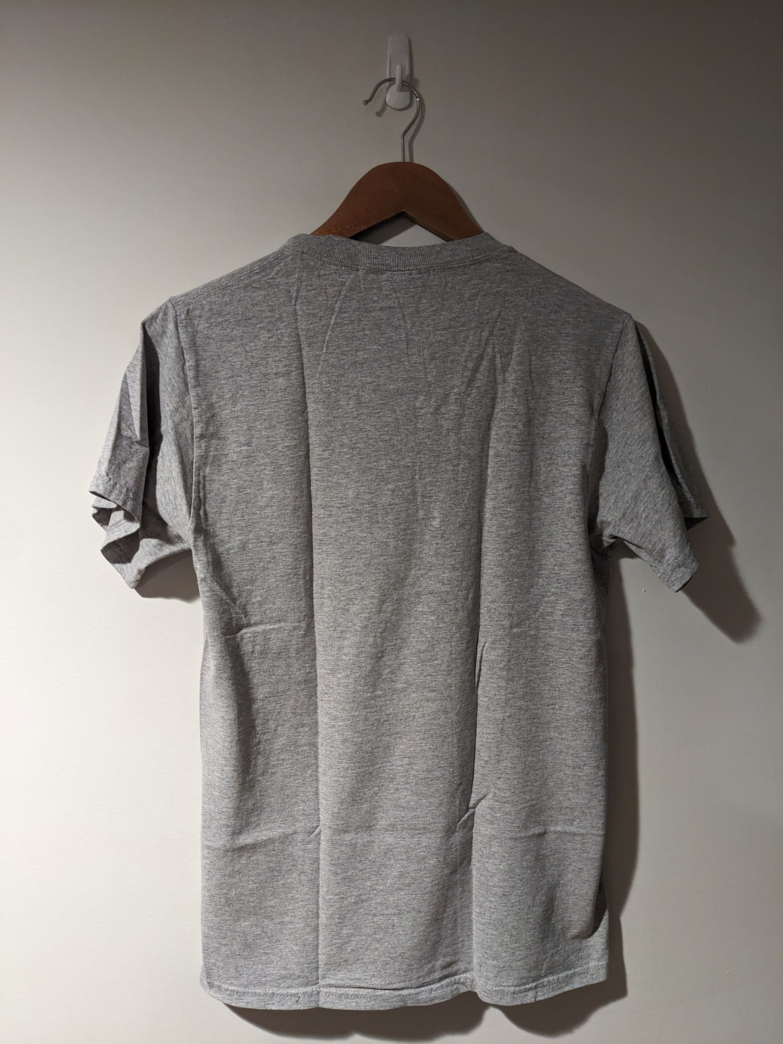 Nike × Vintage Vintage Y2K Nike Center Swoosh Gray Small T-Shirt Size US S / EU 44-46 / 1 - 6 Thumbnail