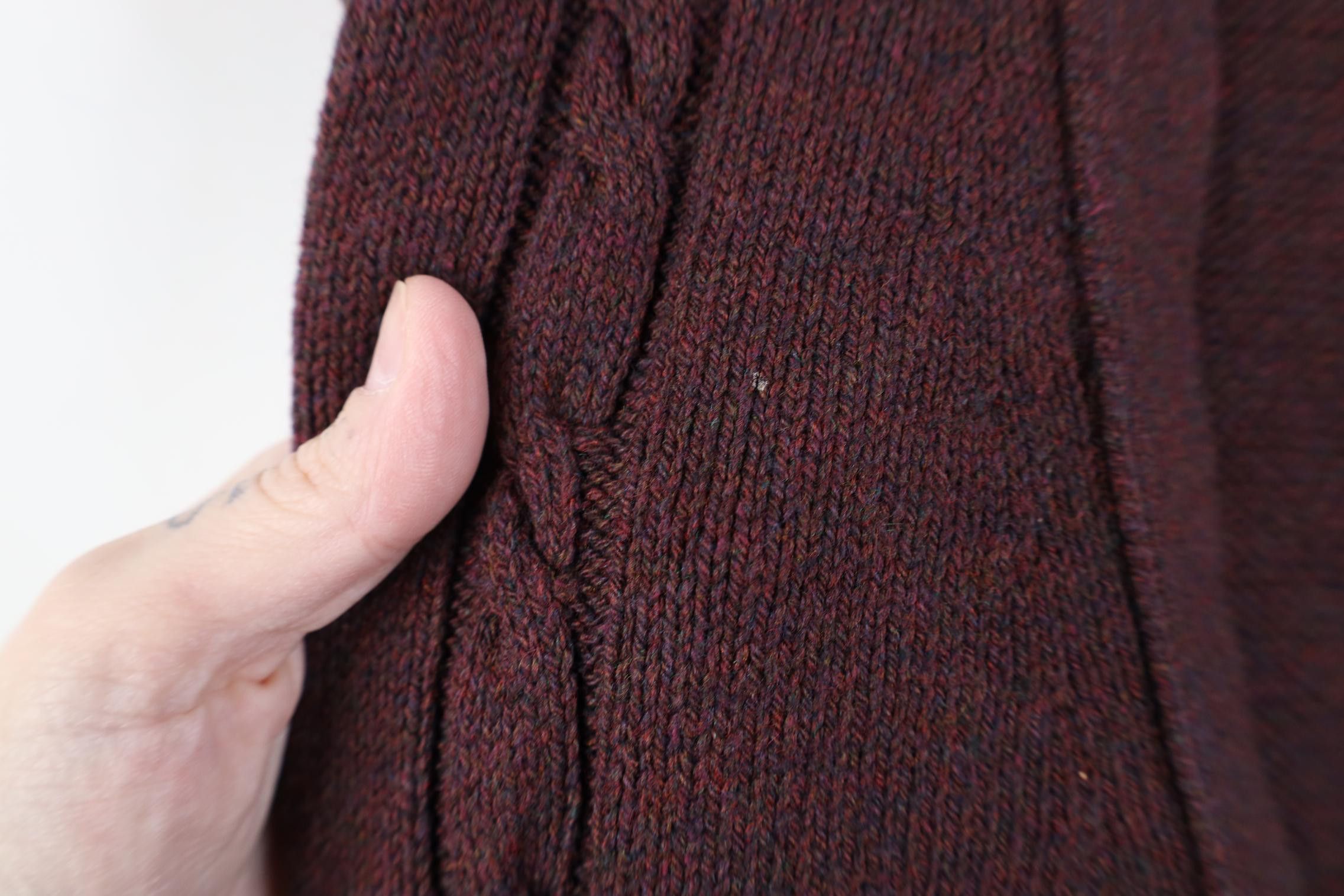 Vintage Vintage 90s Streetwear Ribbed Cable Knit Sweater Vest Red Size US L / EU 52-54 / 3 - 5 Thumbnail