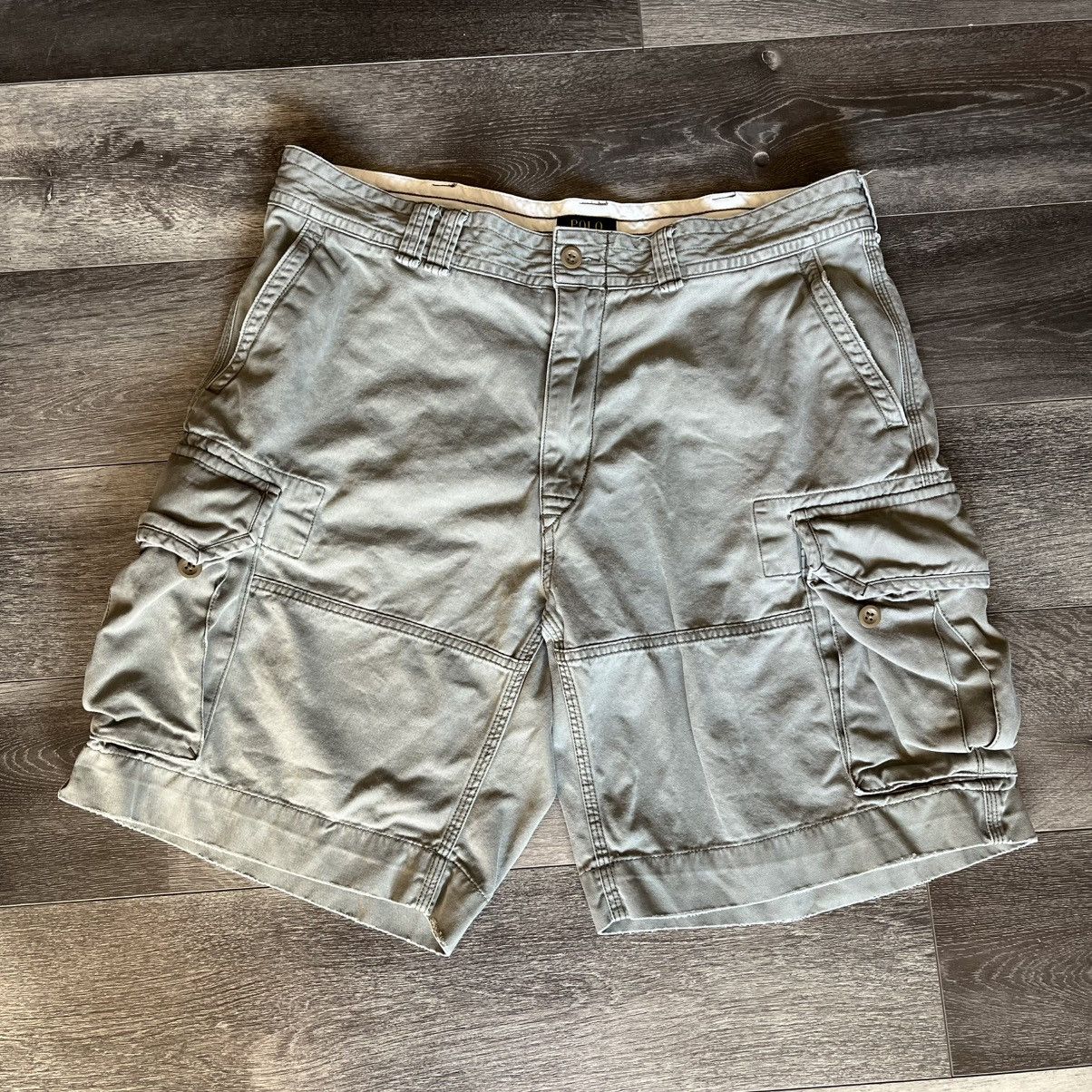 Polo Ralph Lauren Vintage 2000s Polo Ralph Lauren Cargo Light Olive Shorts 38 Size US 38 / EU 54 - 1 Thumbnail