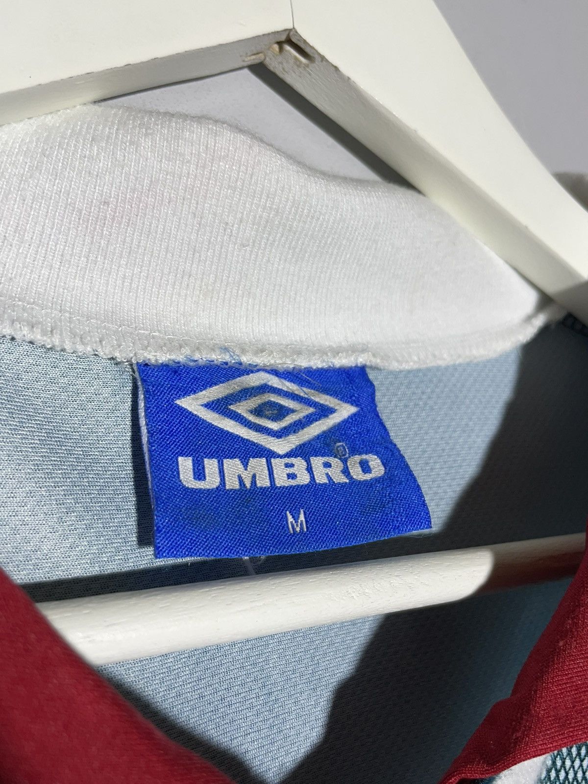 Umbro × Vintage National Team Wales Umbro 1994 Away Vintage Football Shirt Size US M / EU 48-50 / 2 - 10 Thumbnail