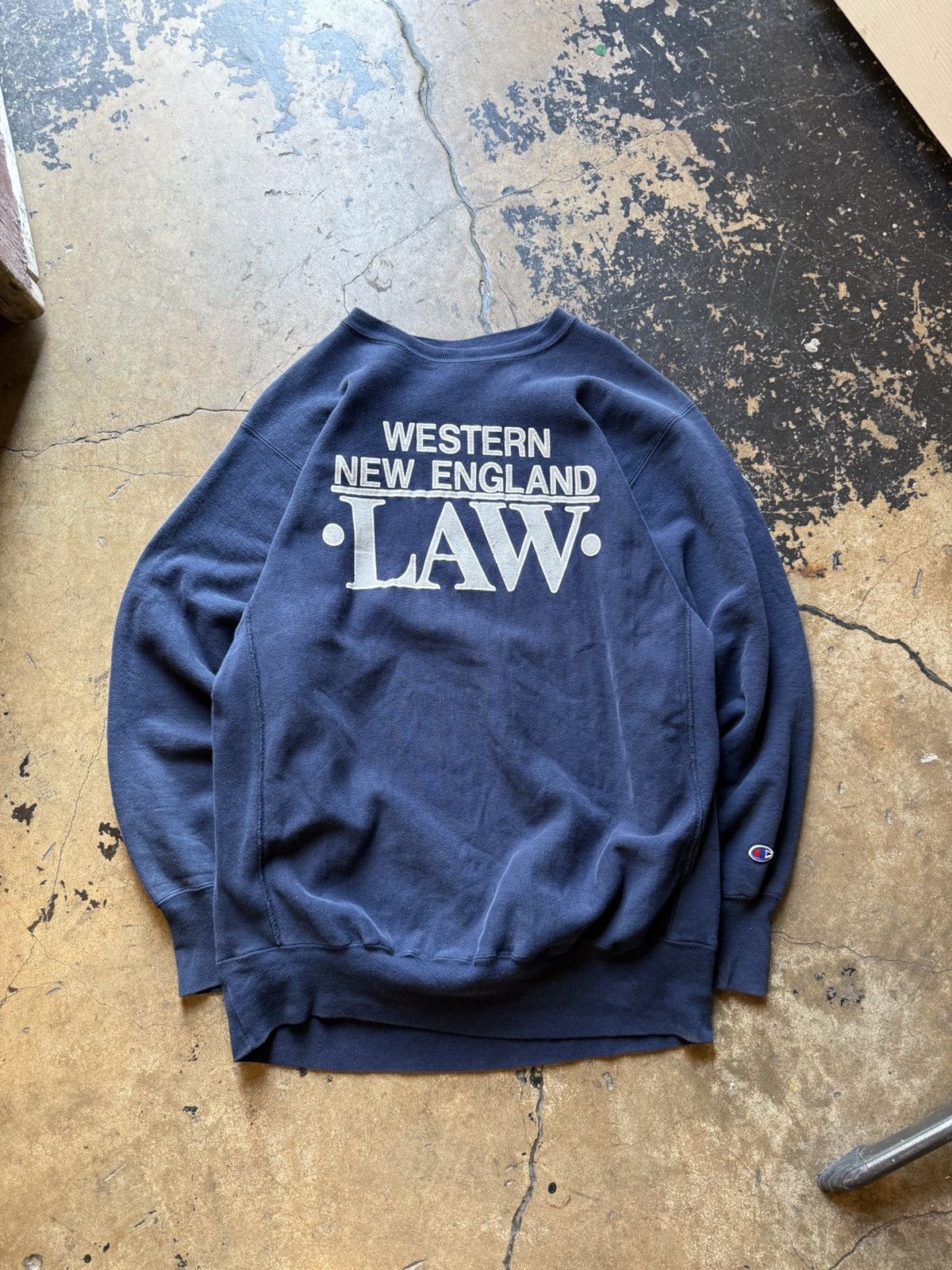 Champion Vintage Champion Reverse Weave Crewneck Sweater Size US XXL / EU 58 / 5 - 1 Thumbnail