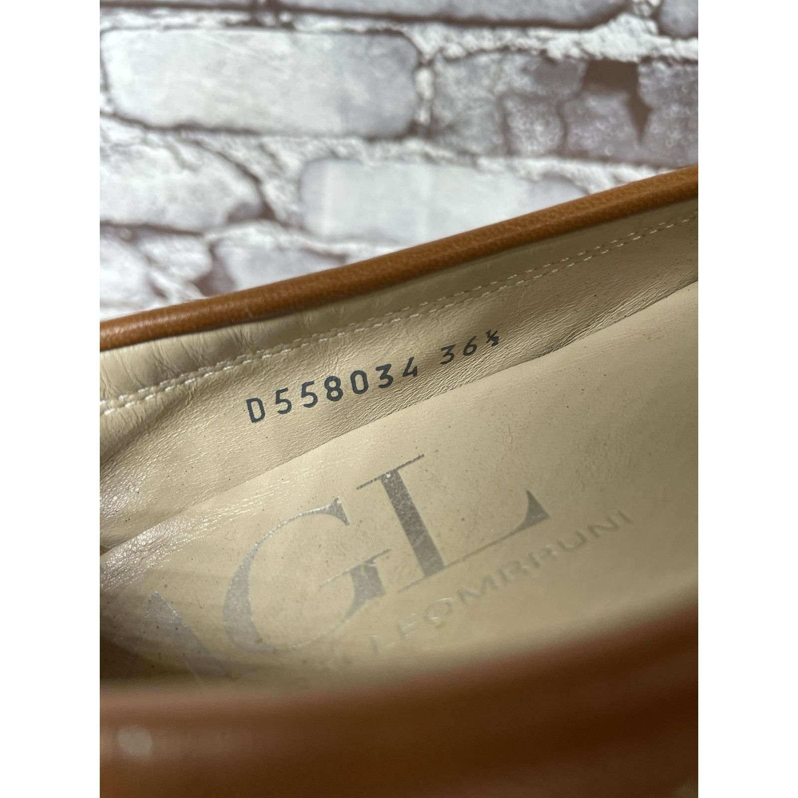 AGLINI AGL SPECTATOR Brown Leather Black Patent Cap Toe Ballet Flat Size US 6 / IT 36 - 10 Thumbnail