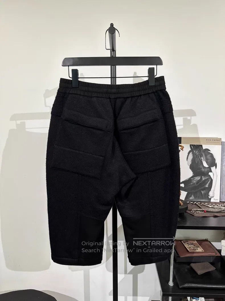 Julius Julius size M Elastic waist shorts, seven-eighths length p Size US 27 - 2 Thumbnail