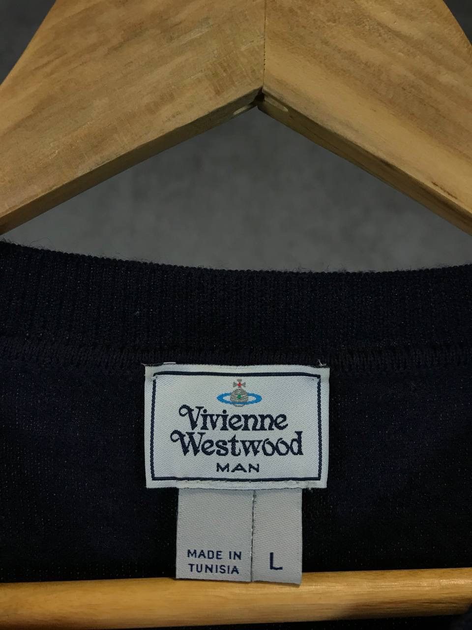 Vivienne Westwood Vivienne Westwood designer logo luxury sweater Size US L / EU 52-54 / 3 - 3 Thumbnail