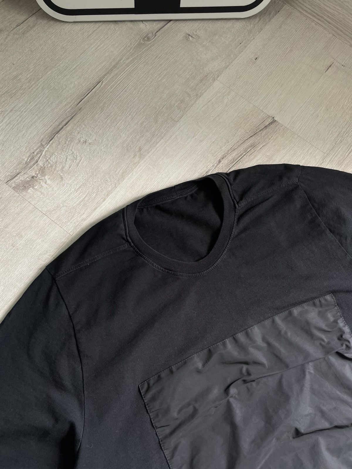 Designer Vintage Basic Minimalism Tee Nylon Abstract Rick Owens Style Size US M / EU 48-50 / 2 - 5 Thumbnail
