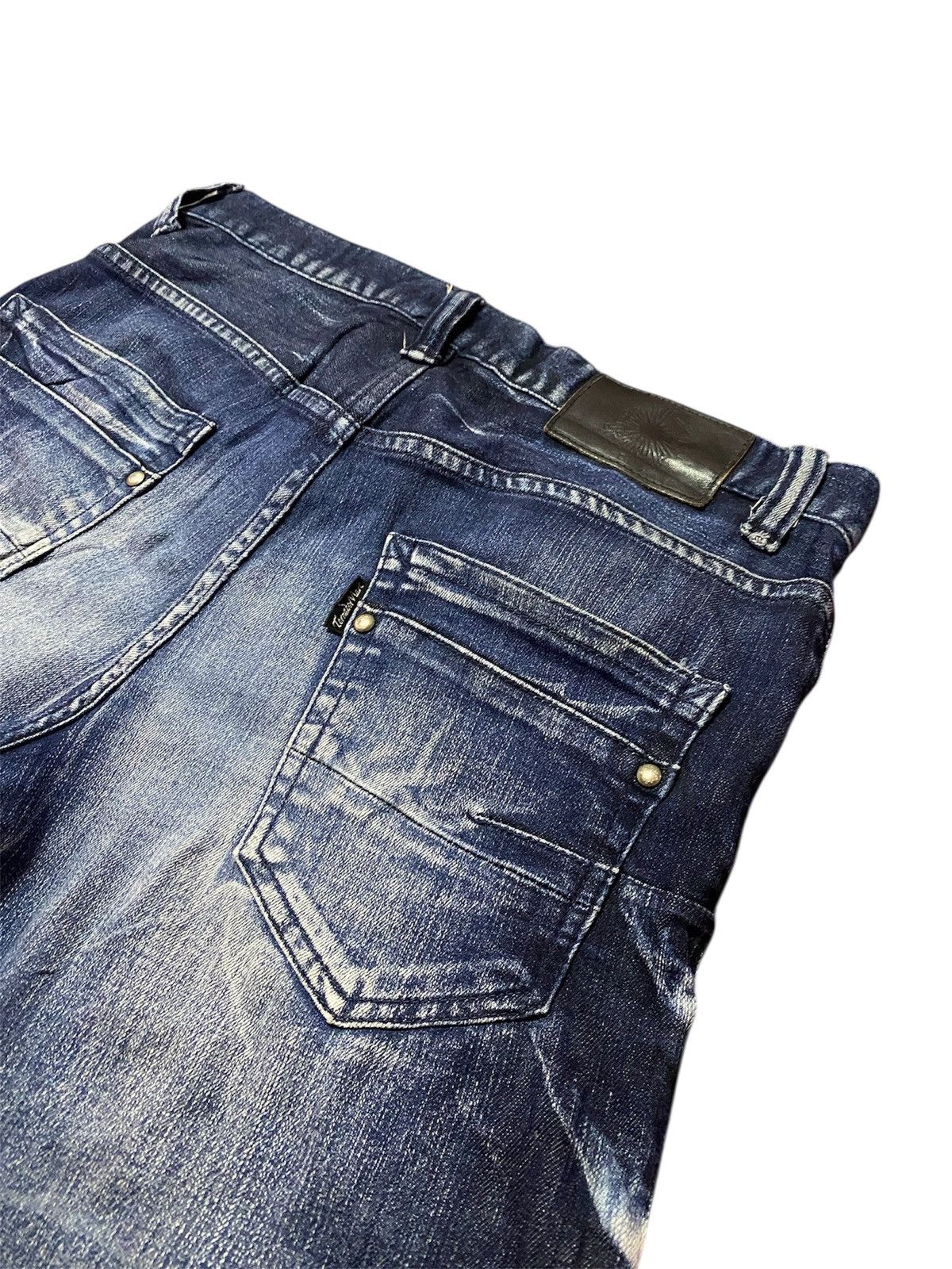 Tornado Mart Tornado mart flares with insane fades Size US 32 / EU 48 - 10 Thumbnail