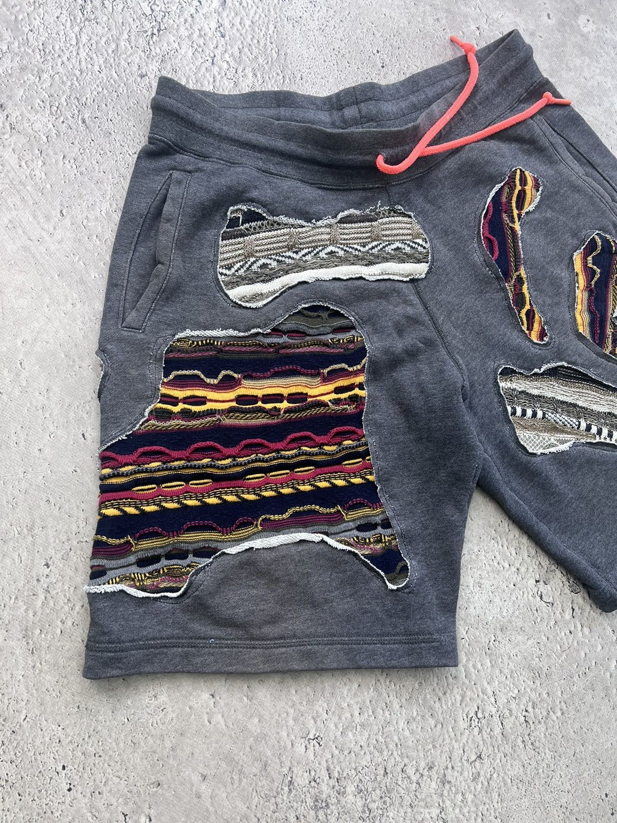 Nike × Vintage VTG 90s REWORKED COOGI STYLE NIKE SWOOSH CARGO SHORT PANTS Size US 32 / EU 48 - 2 Thumbnail