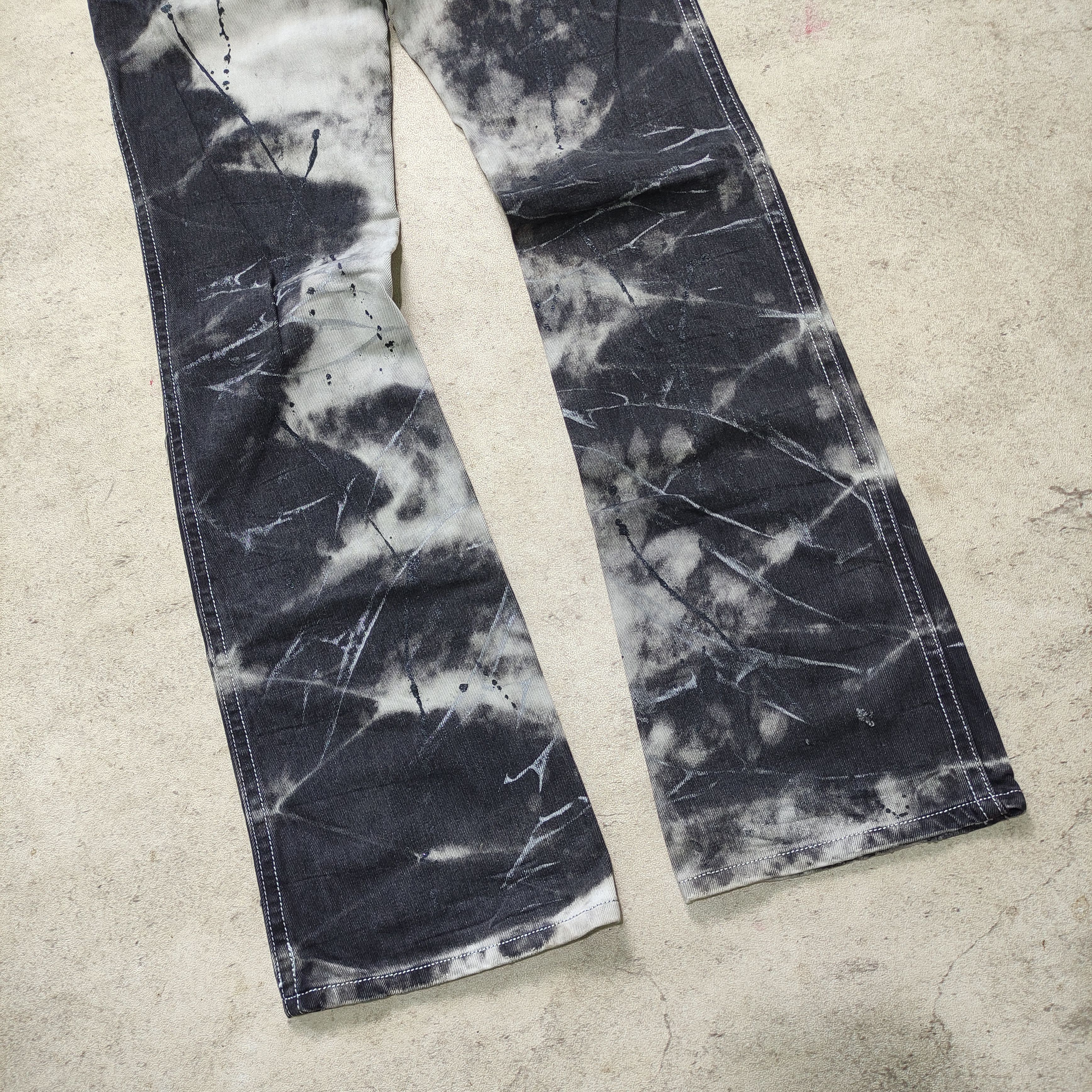 Le Grande Bleu (L.G.B.) Xfrm Flare Jeans Patch Cross - 2000s Archive Vkei LGB Size US 29 - 7 Thumbnail