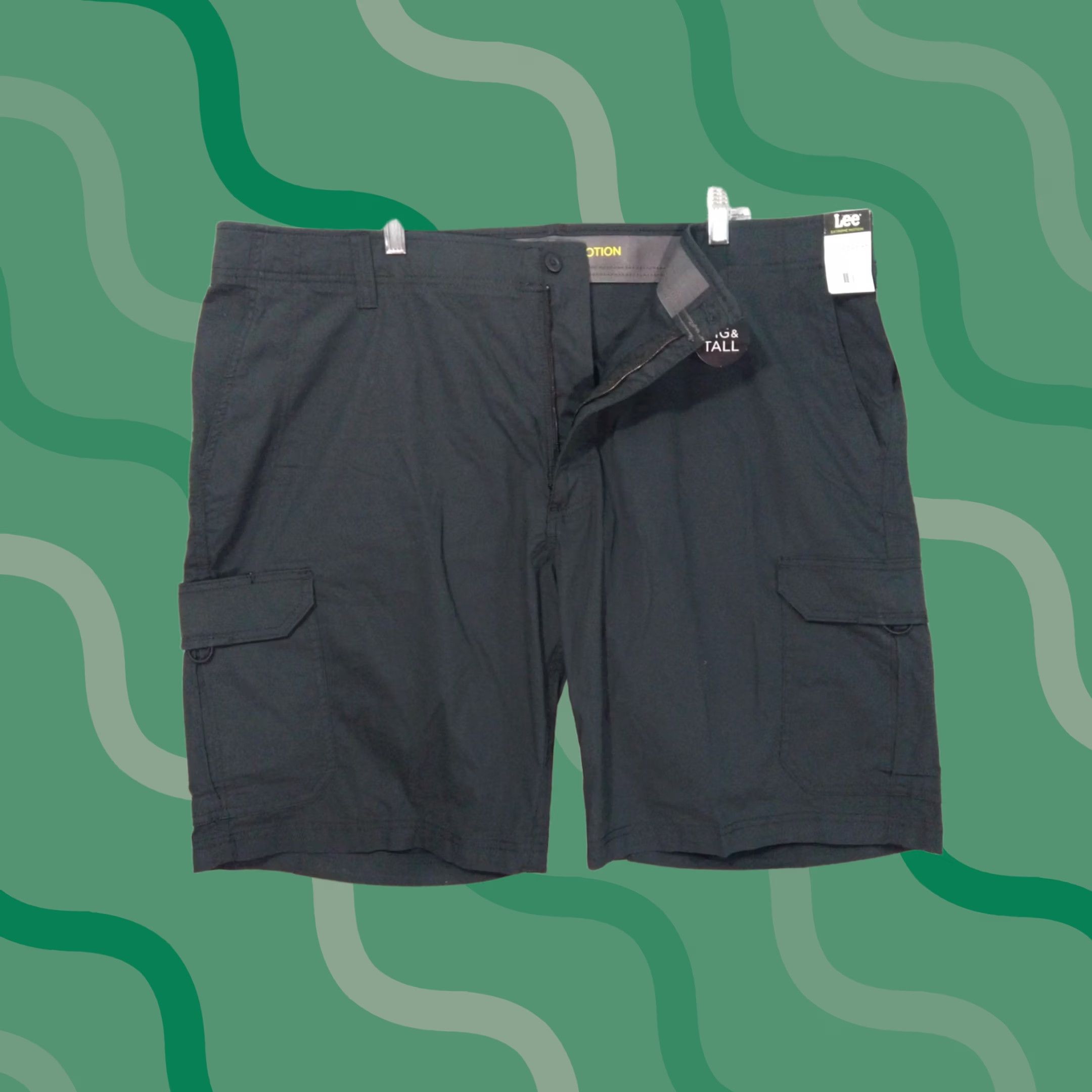 Lee Lee Mens 48 Black Cargo Shorts Extreme Motion Flat Front High Rise Stretch Size US 32 / EU 48 - 1 Thumbnail