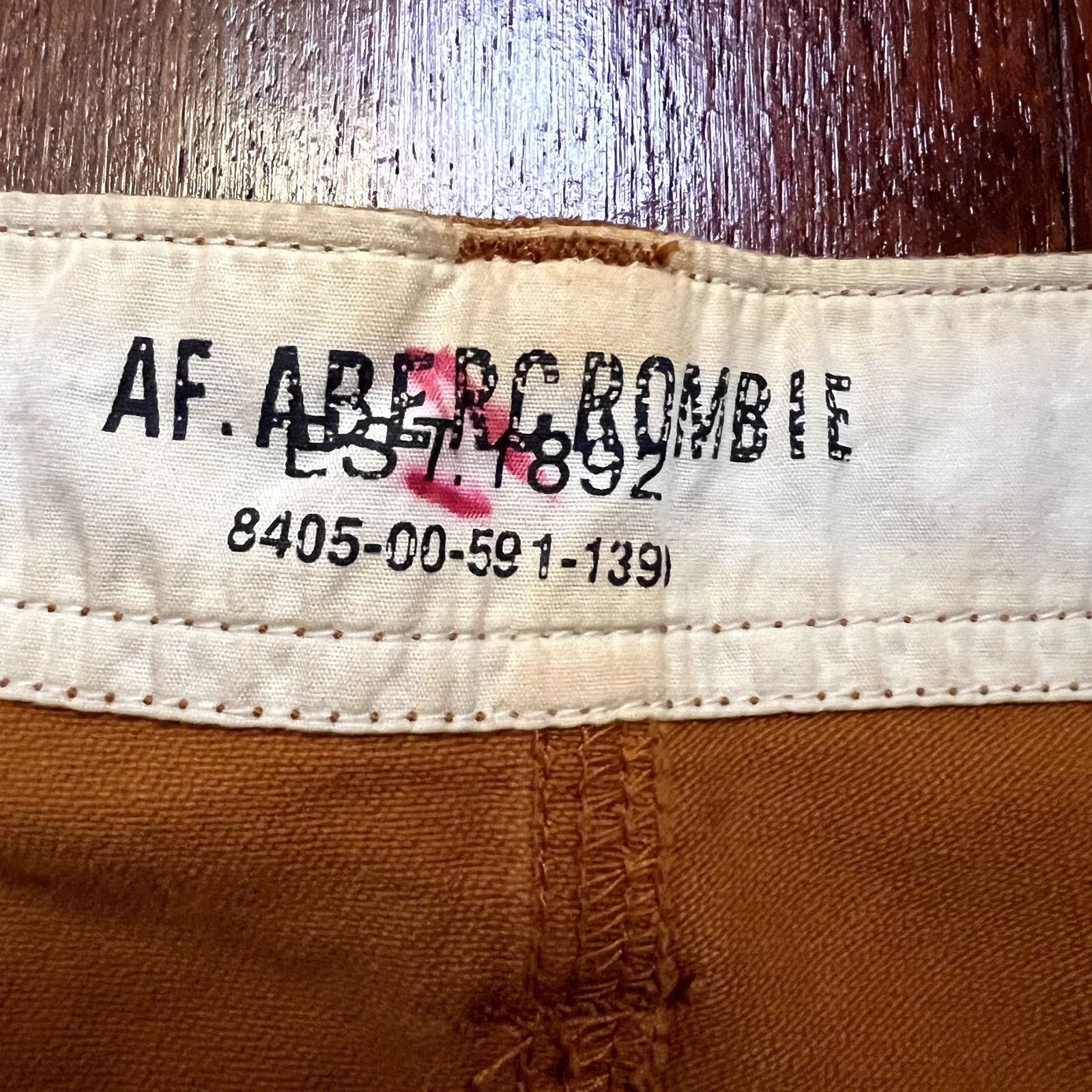 Abercrombie & Fitch Abercrombie & Fitch Vintage Y2K cargo shorts brown orange Size 32" / US 10 / IT 46 - 5 Thumbnail