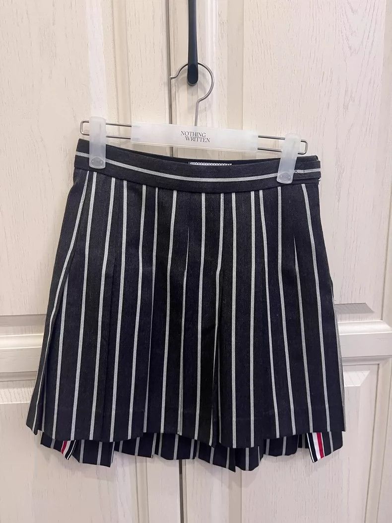 Thom Browne Thom browne Classic striped skirt 2503-Nextarrow Size 25" / US 0 / IT 36 - 1 Thumbnail