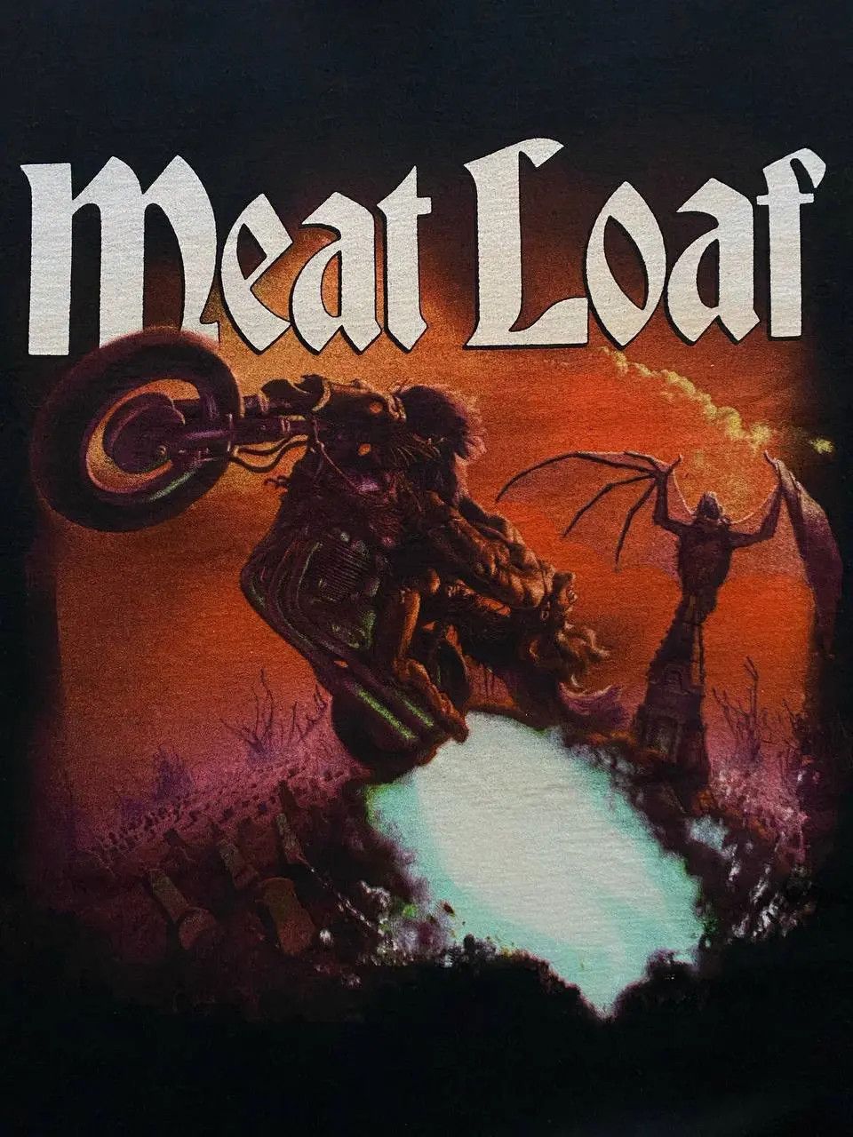 Band Tees VINTAGE 2000s MEAT LOAF “BAT OUT OF HELL” TOUR ROCK T SHIRT Size US XL / EU 56 / 4 - 5 Thumbnail