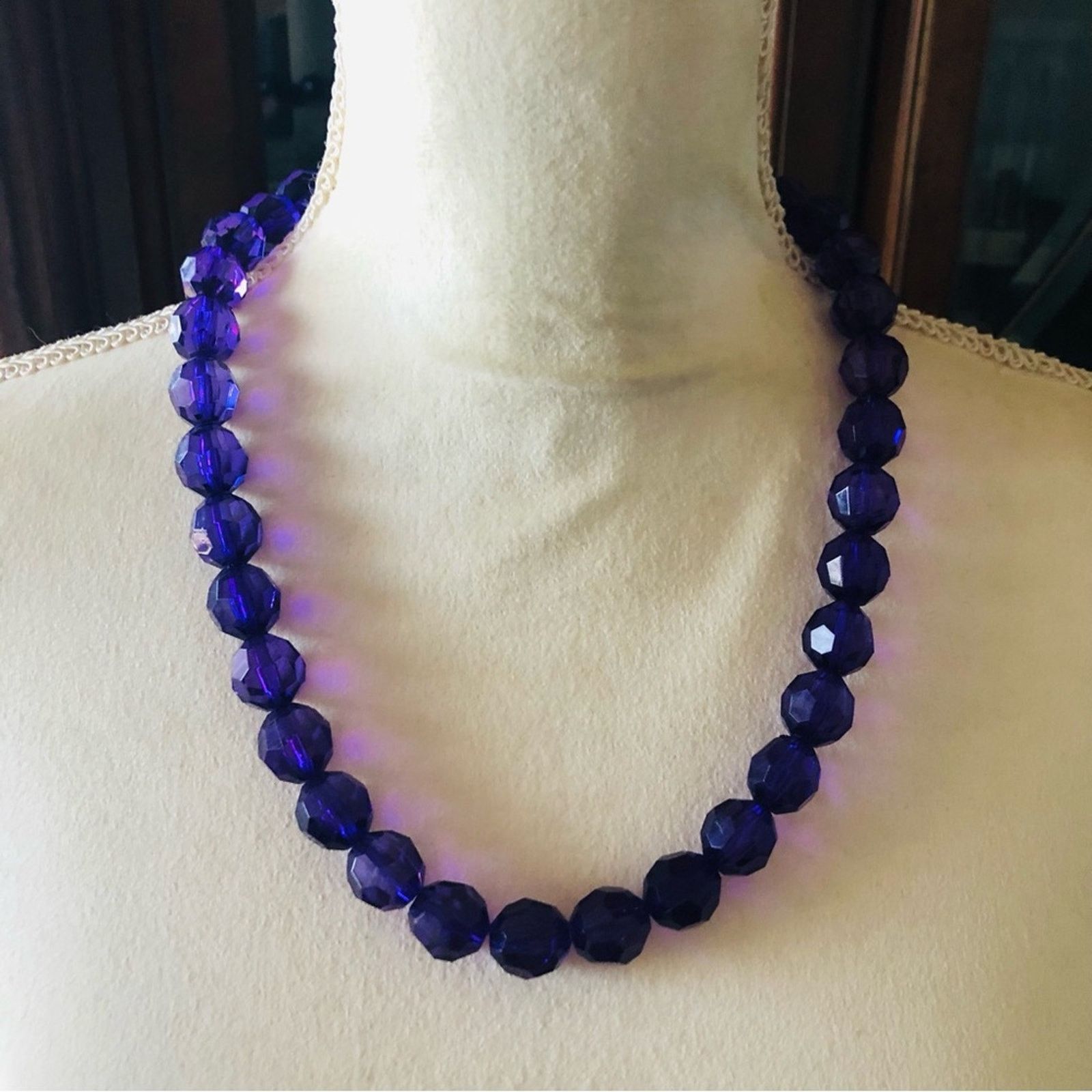 Jewelry Garold C Miller chunky faceted purple beaded necklace NWT Size ONE SIZE - 3 Thumbnail