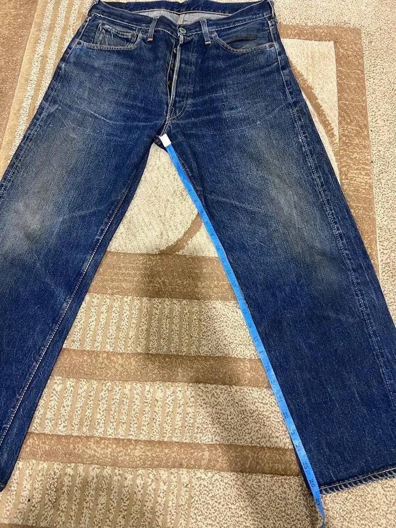 Levi's Levis BigE Hidden Rivet Leather Patch Circa 1952 Size US 33 - 13 Thumbnail