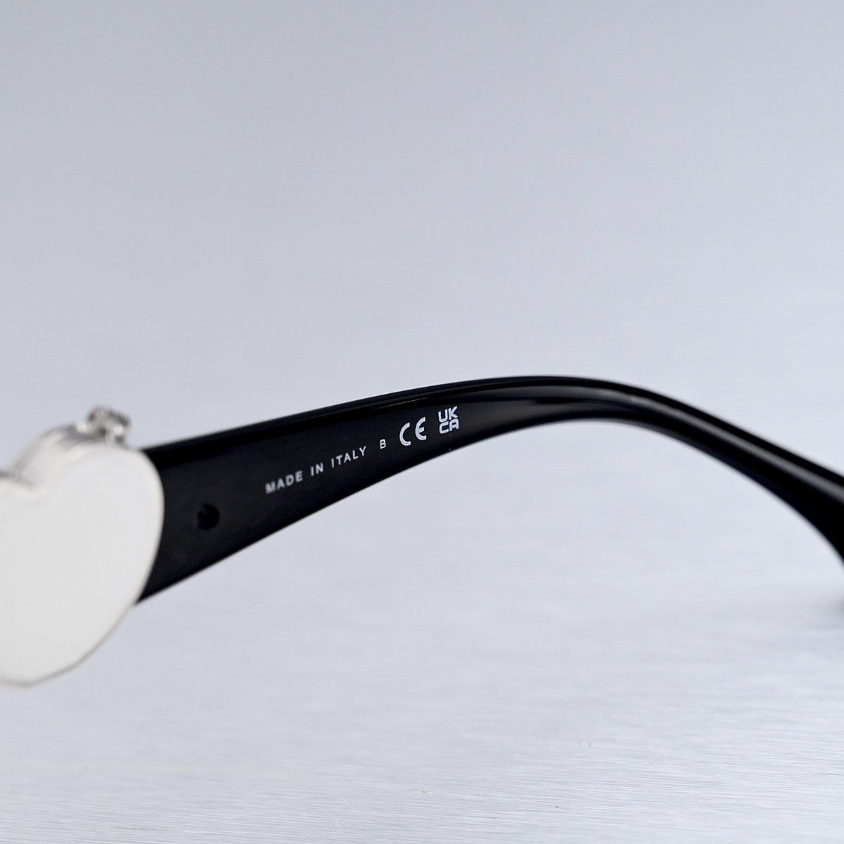 Chanel CHANEL 0CH5517 C501S4 SUNGLASSES Size ONE SIZE - 5 Thumbnail