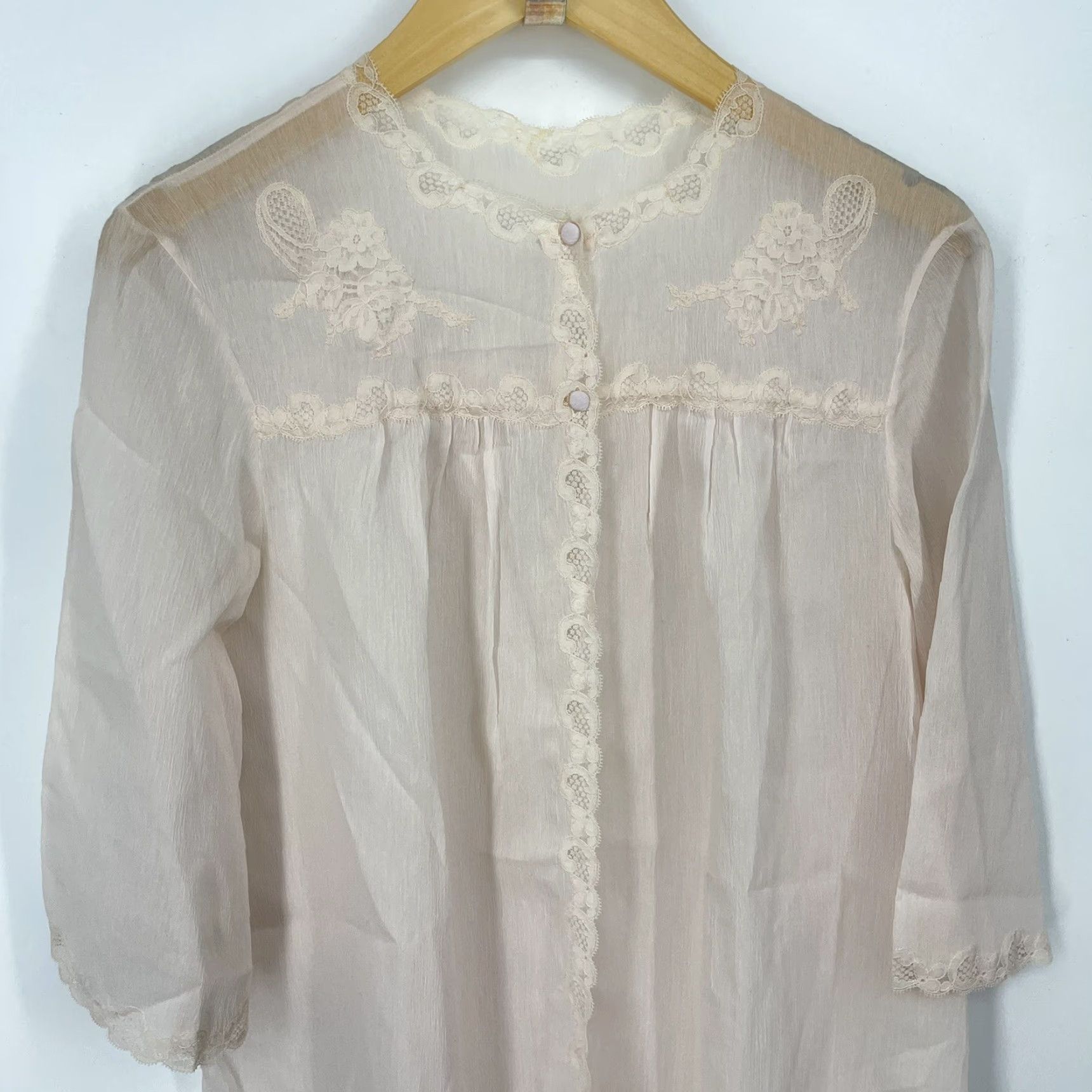 Vintage VINTAGE Lora France Robe Womens Medium Chiffon Lace Pink 1970s Read Sissy Coquette Art Deco M Ladies Size ONE SIZE - 4 Thumbnail