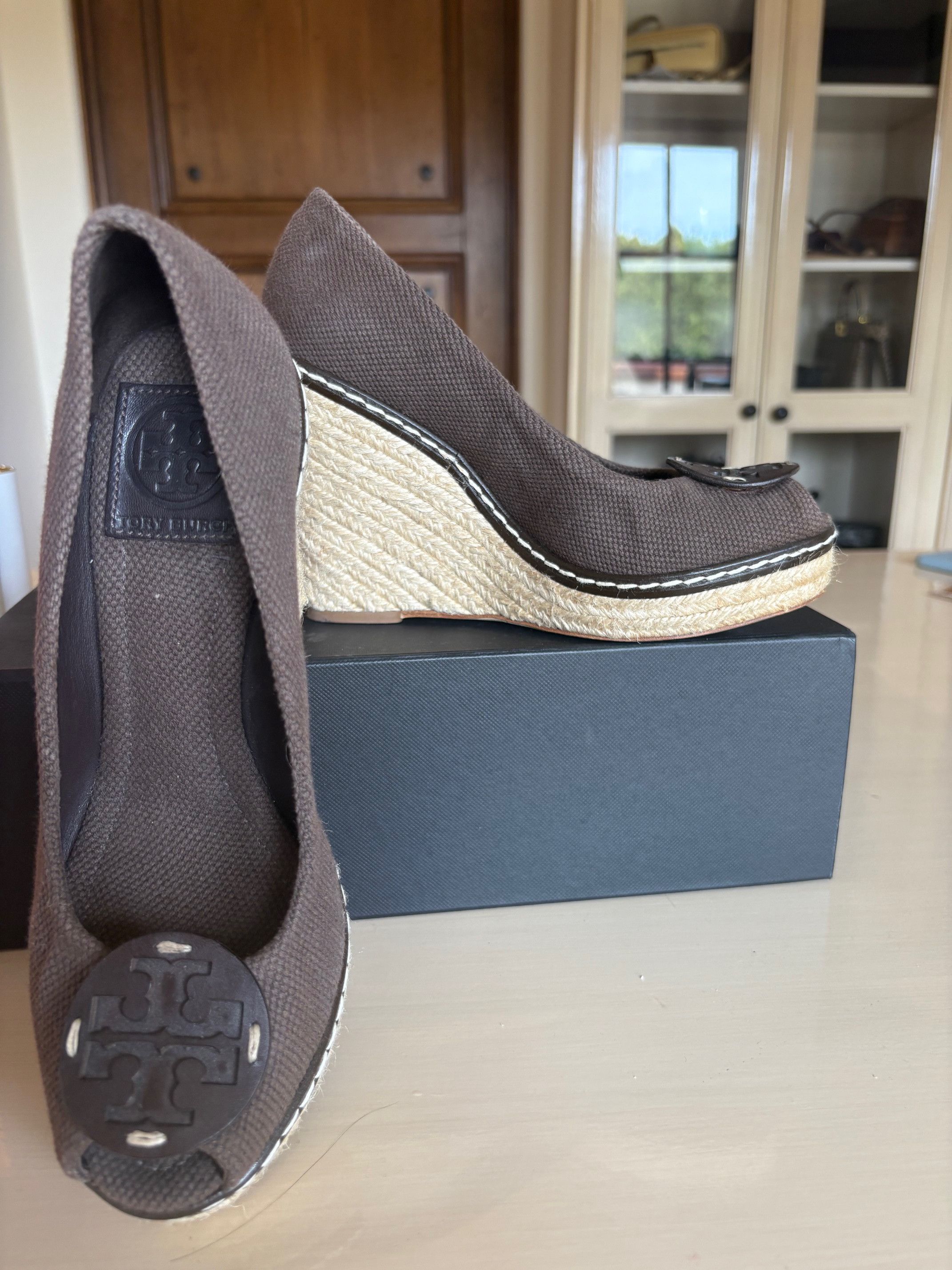 Tory Burch Authentic Tory Burch Wedge Size US 7 / IT 37 - 1 Thumbnail