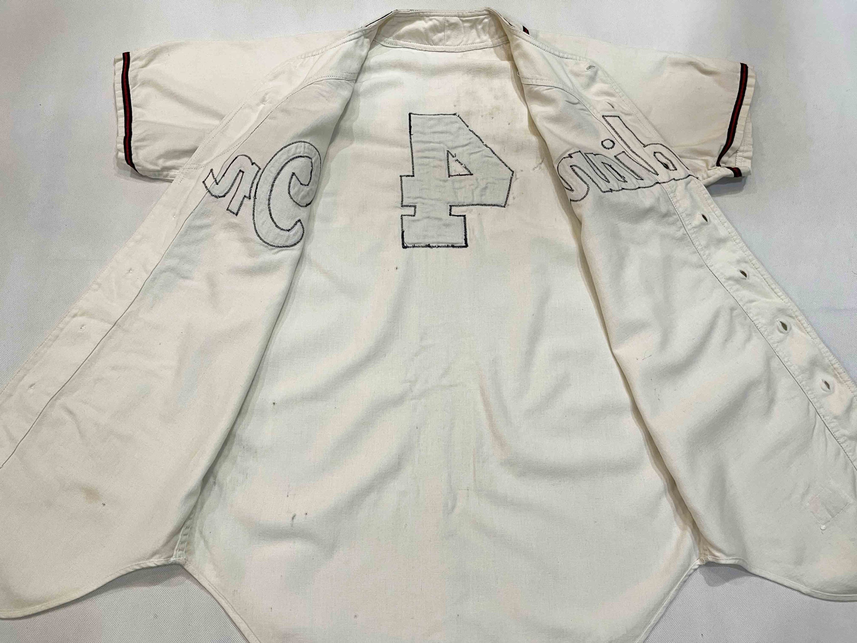 Wilson Vintage Wilson MLB Cleveland Indians #4 Baseball Jersey Size US M / EU 48-50 / 2 - 6 Thumbnail