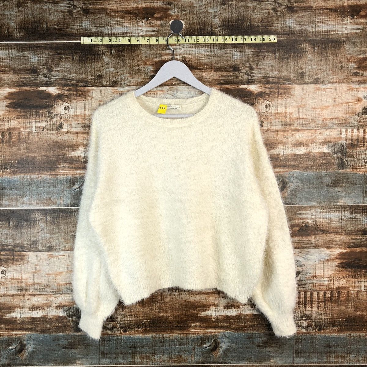 Vintage DLL Earth Music & Econology Cream Mohair Knitwear #C075 Size S / US 4 / IT 40 - 1 Thumbnail