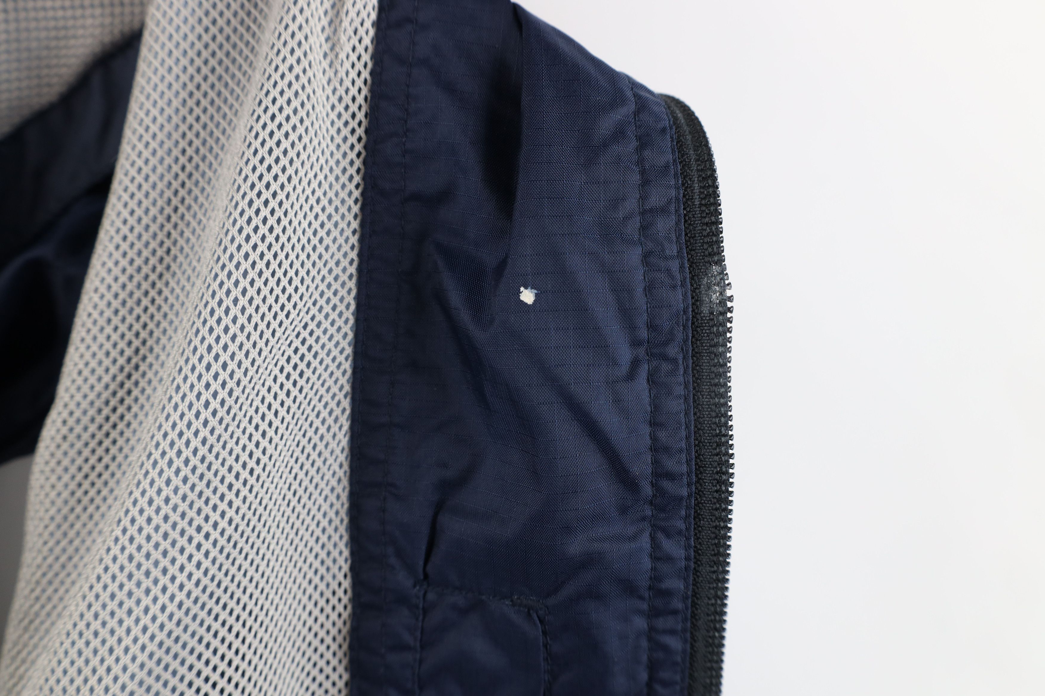 Gap × Vintage Vintage Y2K 2000 Gap Hooded Windbreaker Vest Jacket Size US XS / EU 42 / 0 - 9 Thumbnail