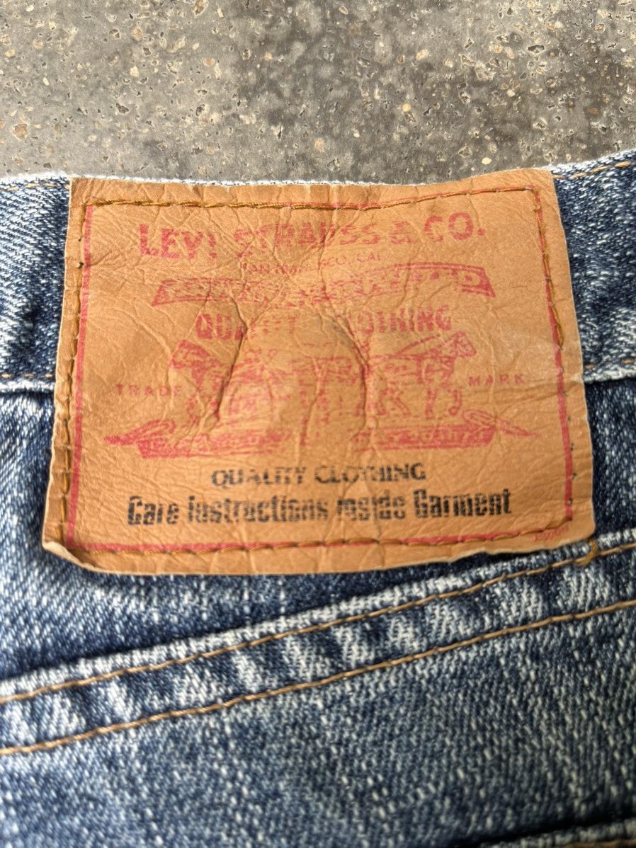 Levi's VINTAGE LEVIS CARGO JEANS BAGGY STYLE BONDAGE DISTRESSED Size US 35 - 13 Thumbnail