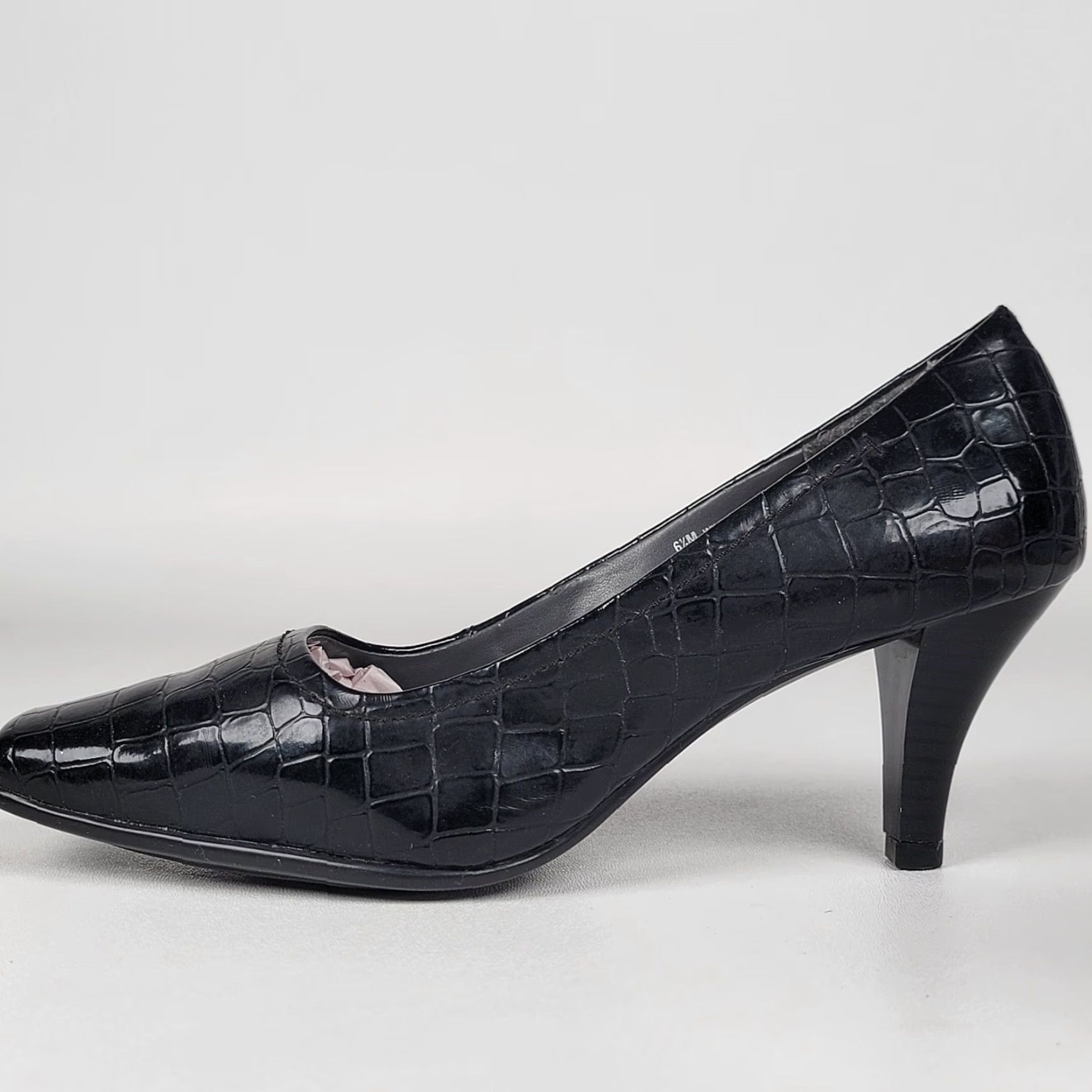 Vintage AEROSOLES Wild Ivy Black Alligator Print Mid Heel Pump Square Toe 6.5 M Womens Pumps Shoes Size US 7 / IT 37 - 7 Thumbnail