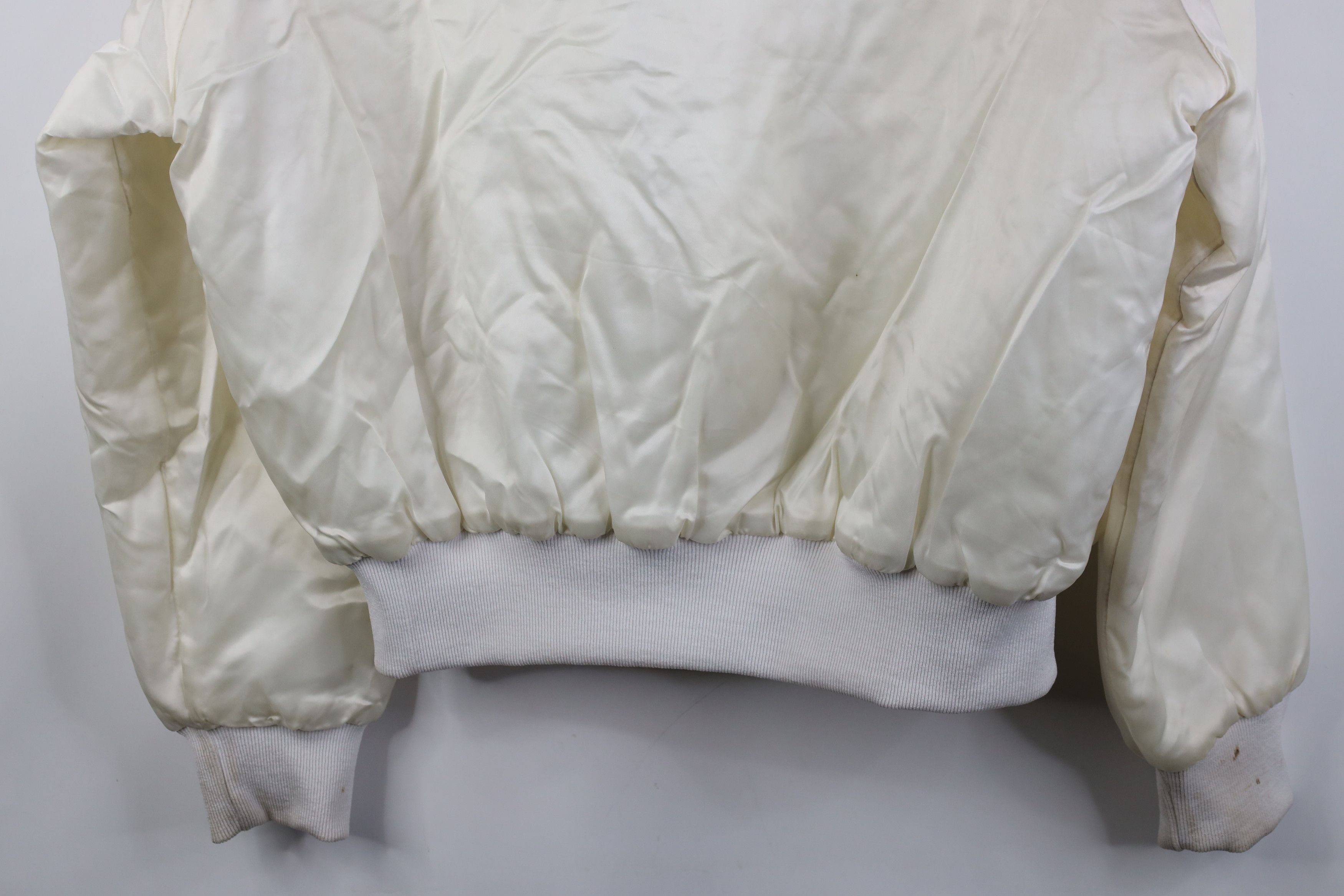 Vintage Vintage 80s 90s Streetwear Satin Bomber Jacket White USA Size US XL / EU 56 / 4 - 16 Thumbnail